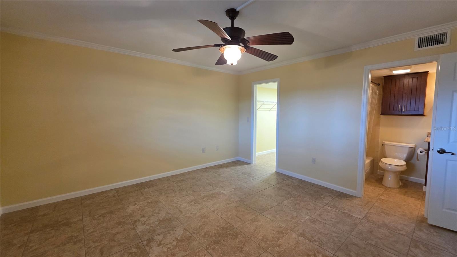 Image 24 of 36 For 9604 Cortez Road W 213