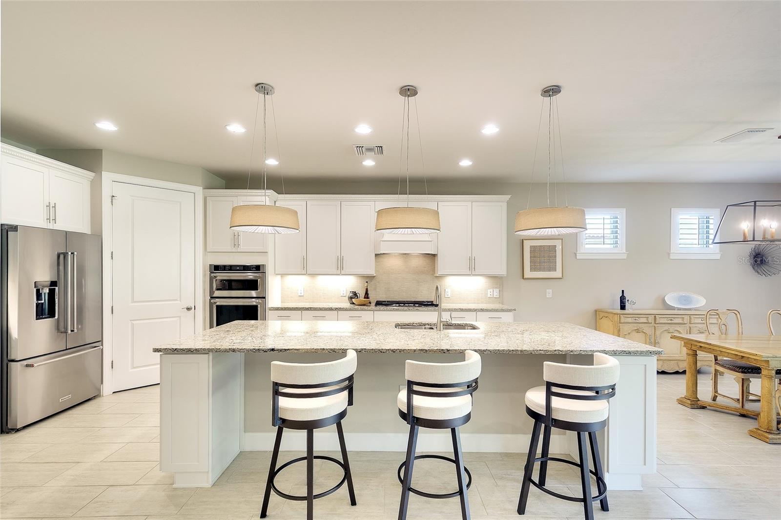 Image 13 of 52 For 17226 Seaford Way