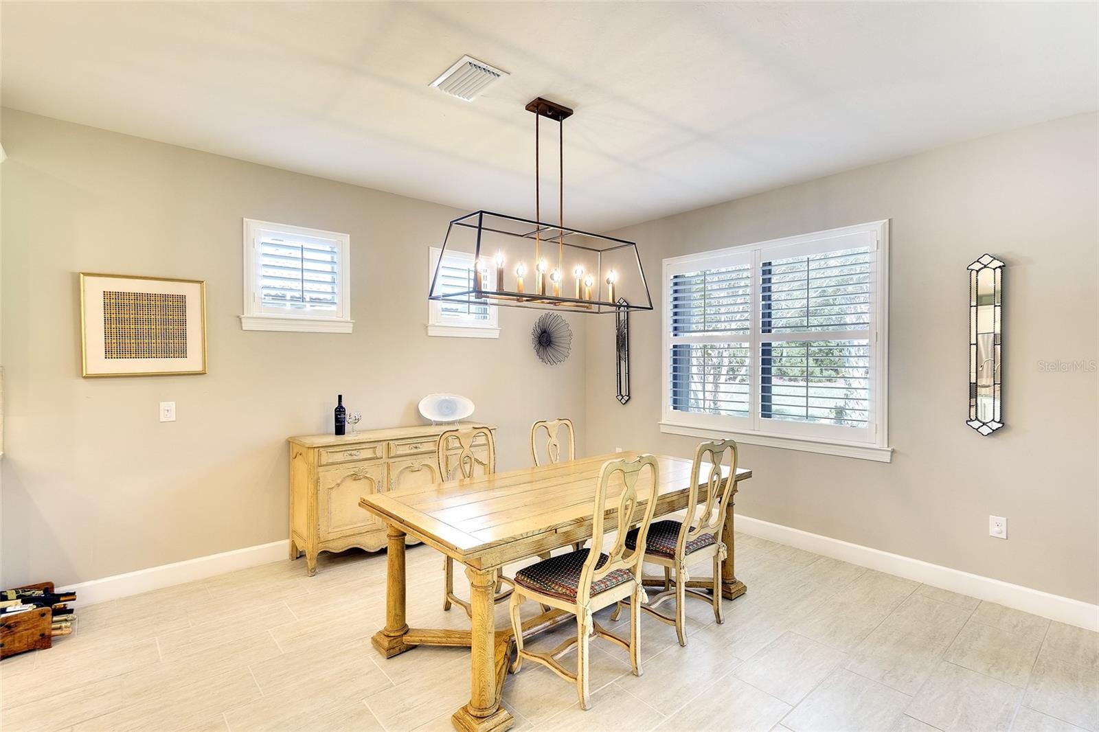 Image 15 of 52 For 17226 Seaford Way