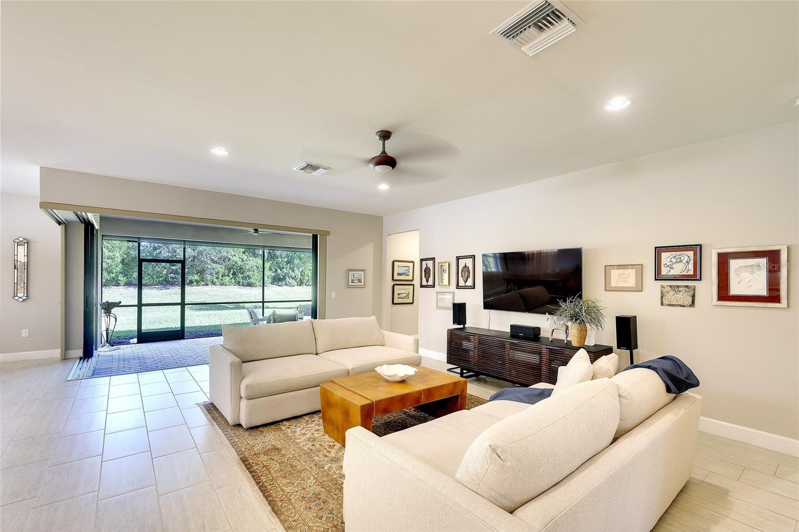 Image 16 of 52 For 17226 Seaford Way