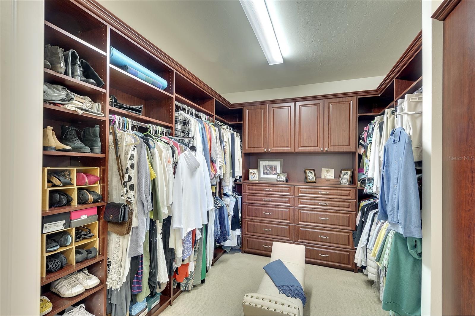 Image 23 of 52 For 17226 Seaford Way