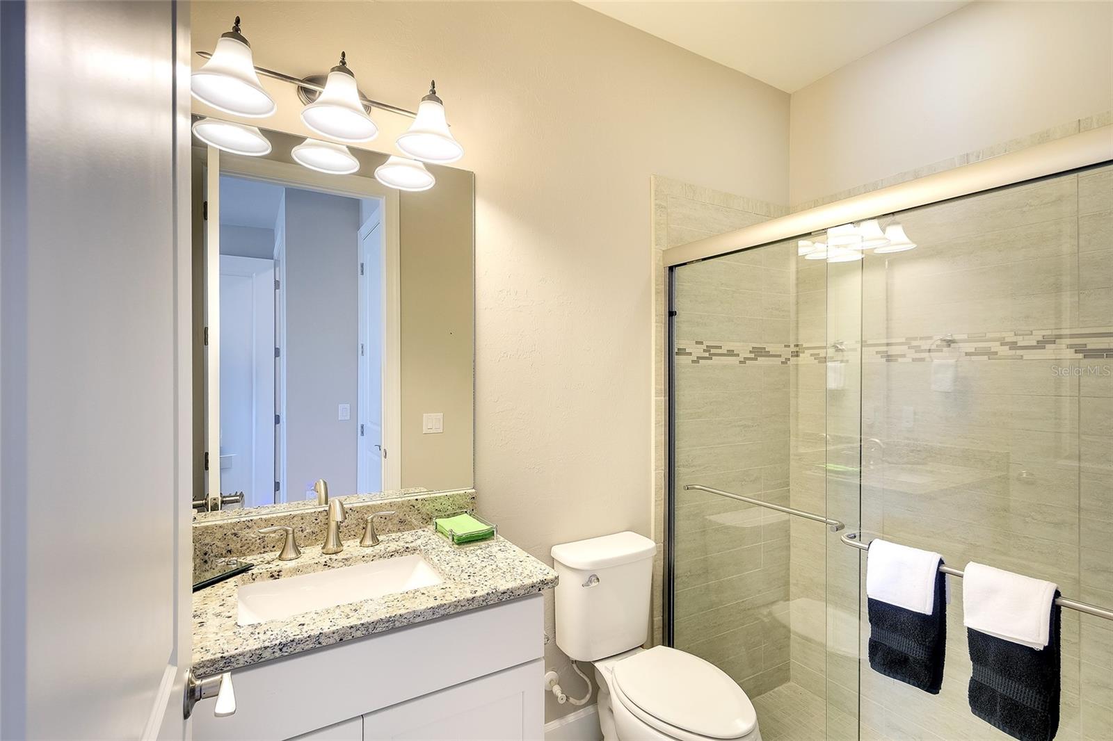 Image 26 of 52 For 17226 Seaford Way