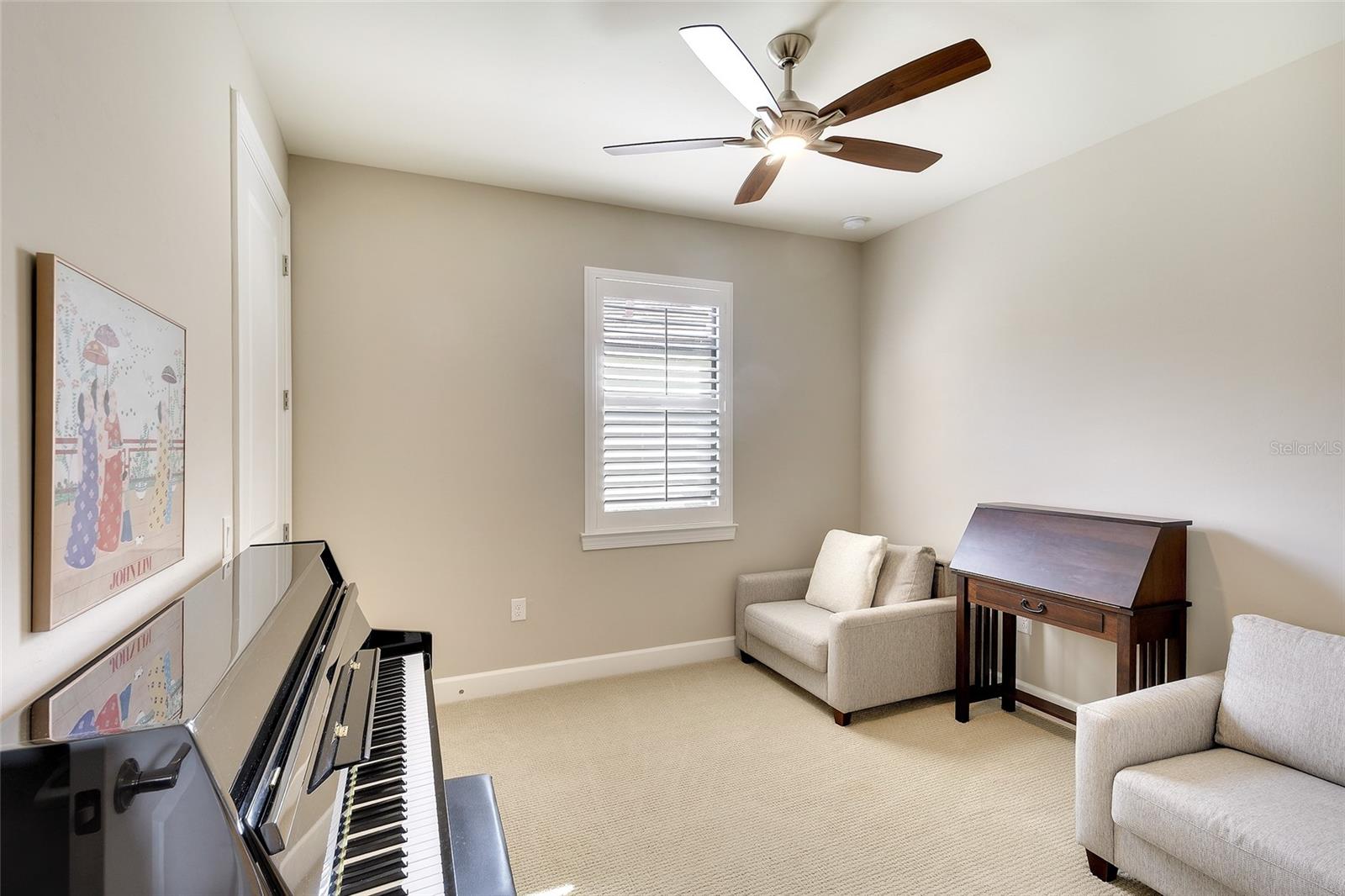 Image 27 of 52 For 17226 Seaford Way