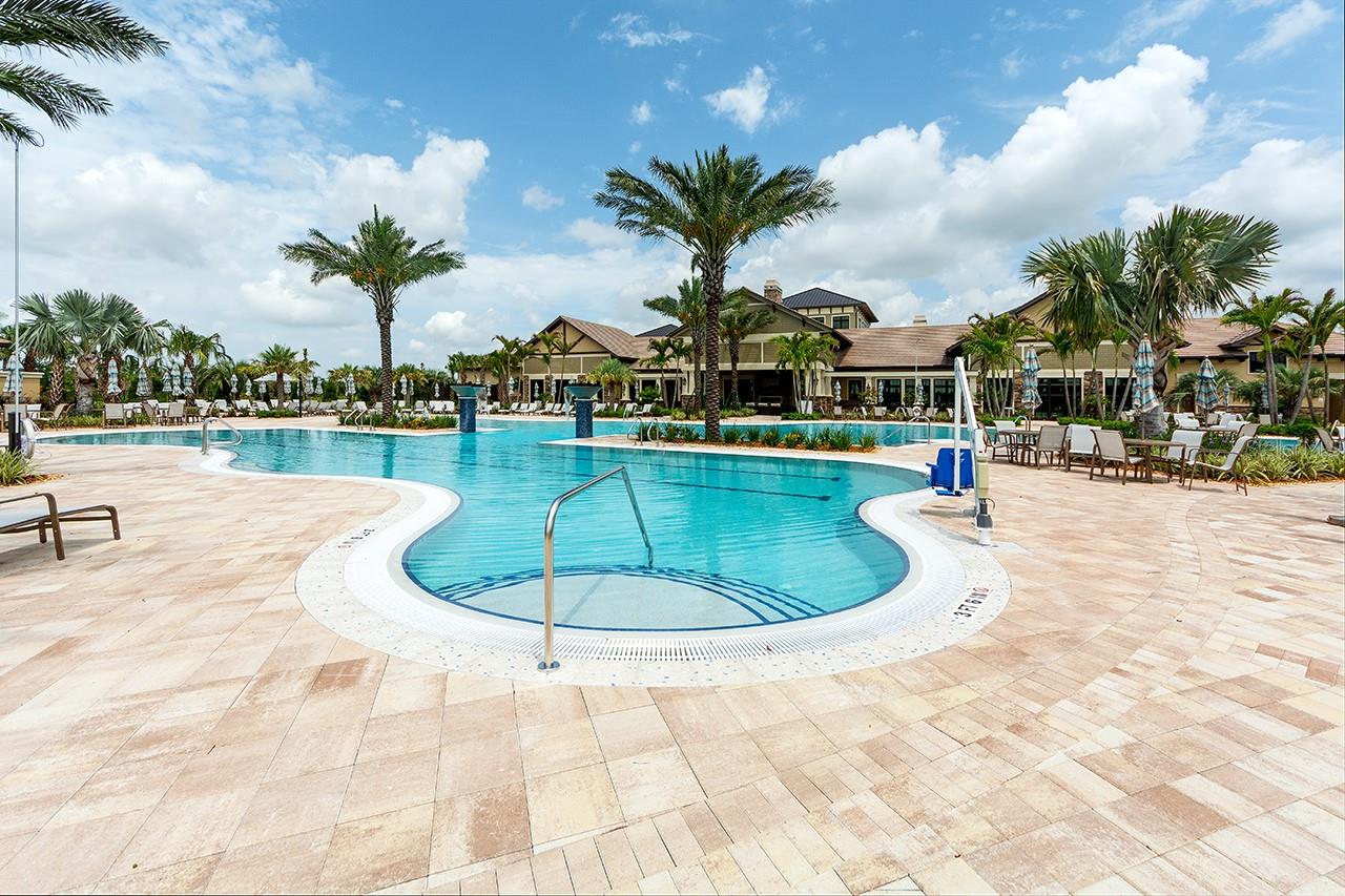 Image 50 of 52 For 17226 Seaford Way