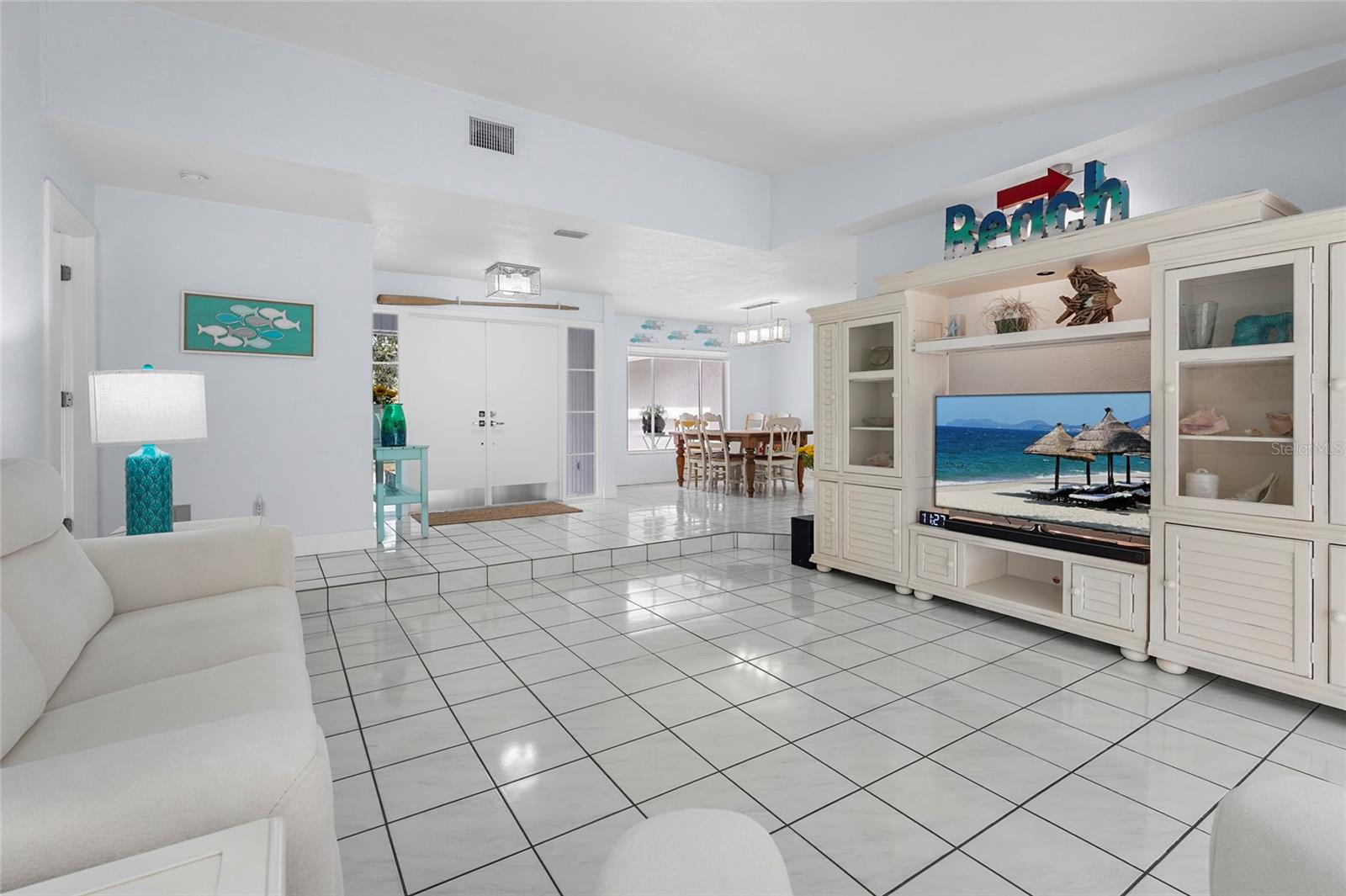 Image 16 of 57 For 5720 Timber Lake Circle