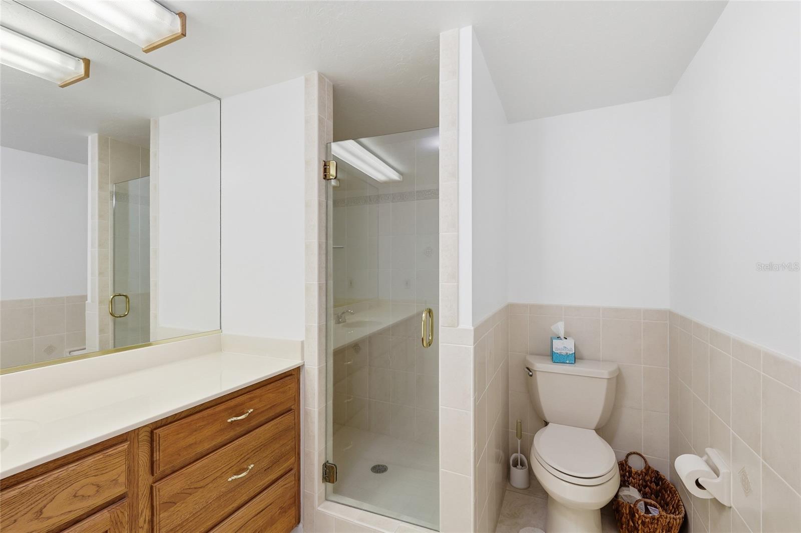 Image 23 of 45 For 315 Bayshore Drive