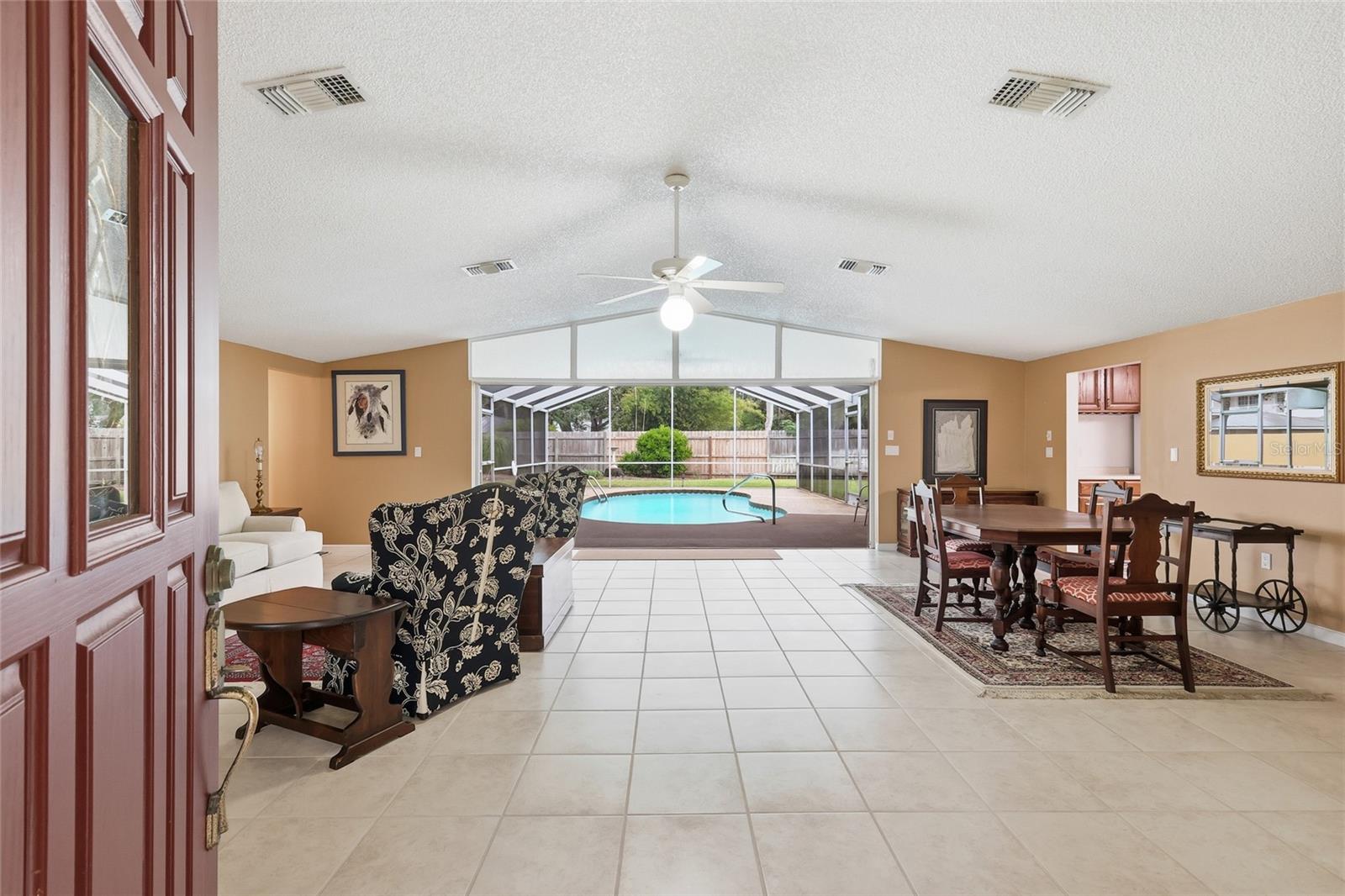 Image 5 of 45 For 315 Bayshore Drive