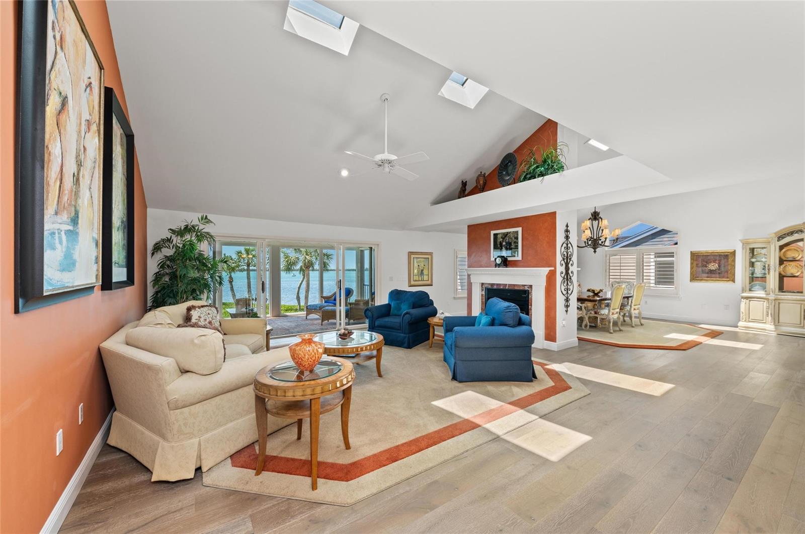 Image 17 of 99 For 78 Tidy Island Boulevard