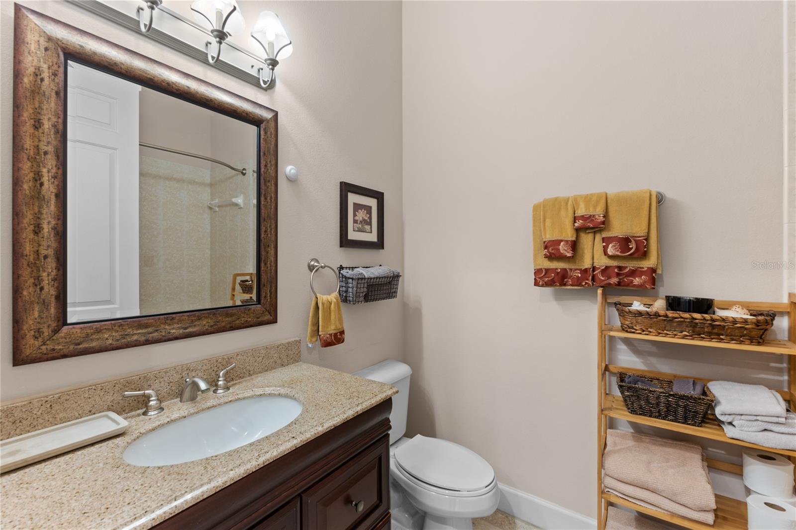 Listing photo id 15 for 1215 Acappella Lane