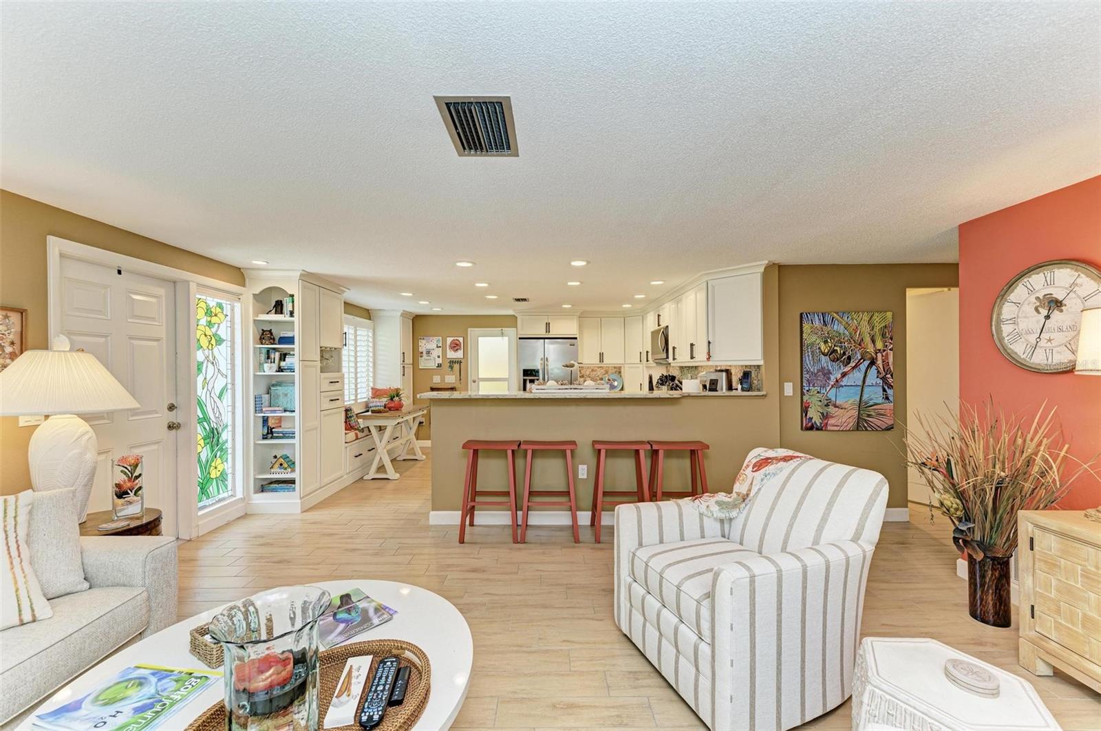 Image 12 of 80 For 136 Crescent Dr