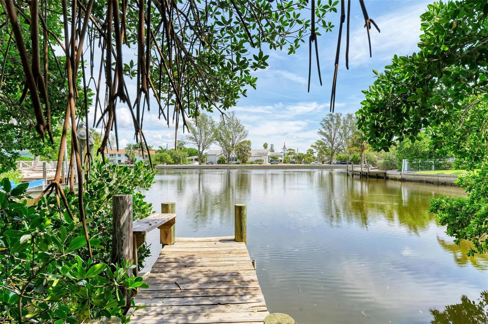 Image 59 of 80 For 136 Crescent Dr