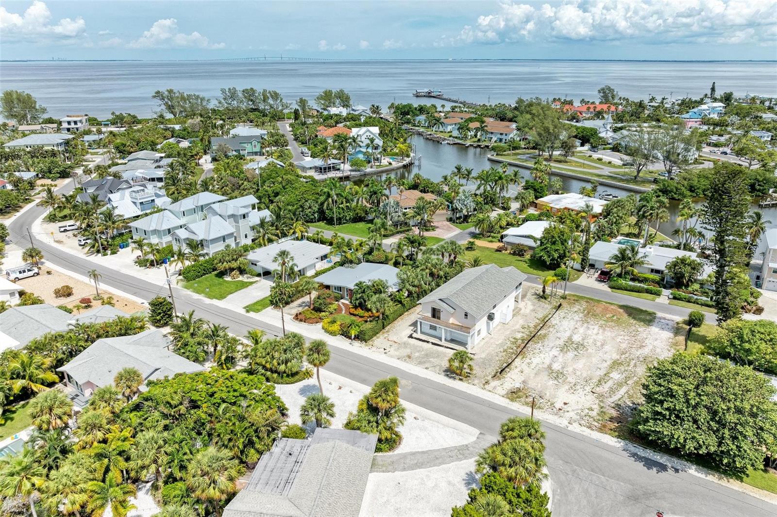 Image 60 of 80 For 136 Crescent Dr