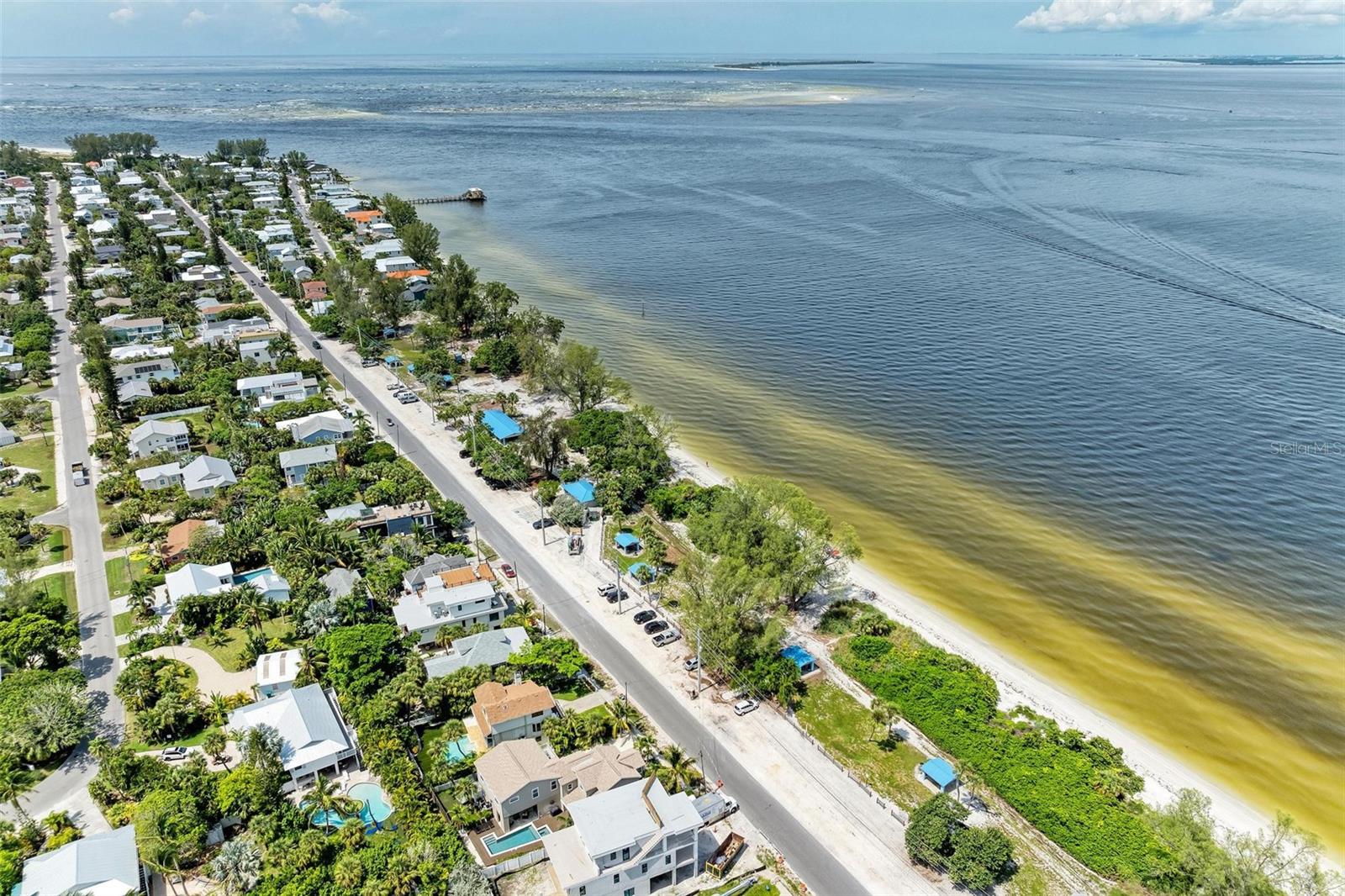 Image 72 of 80 For 136 Crescent Dr