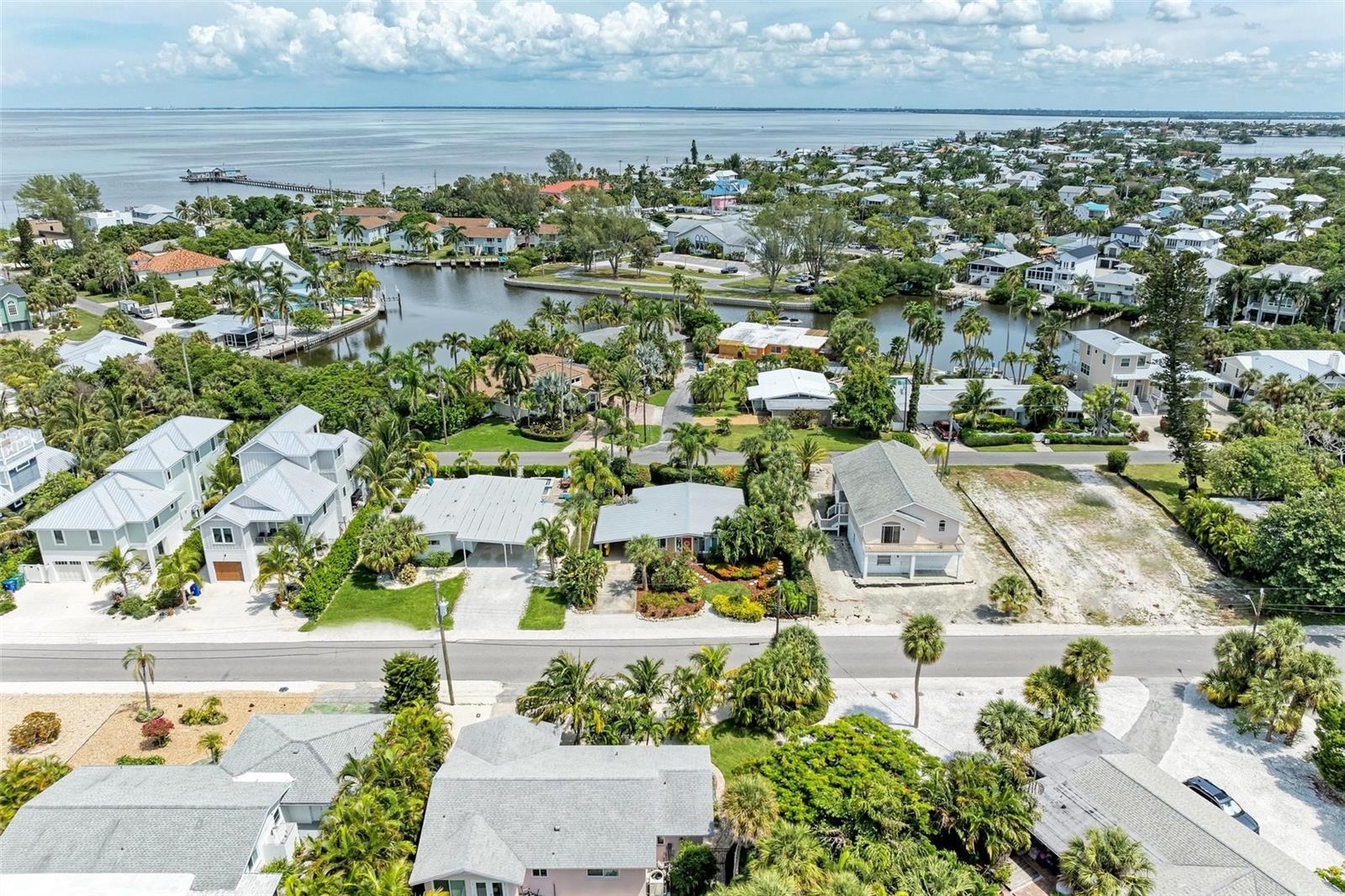 Image 73 of 80 For 136 Crescent Dr