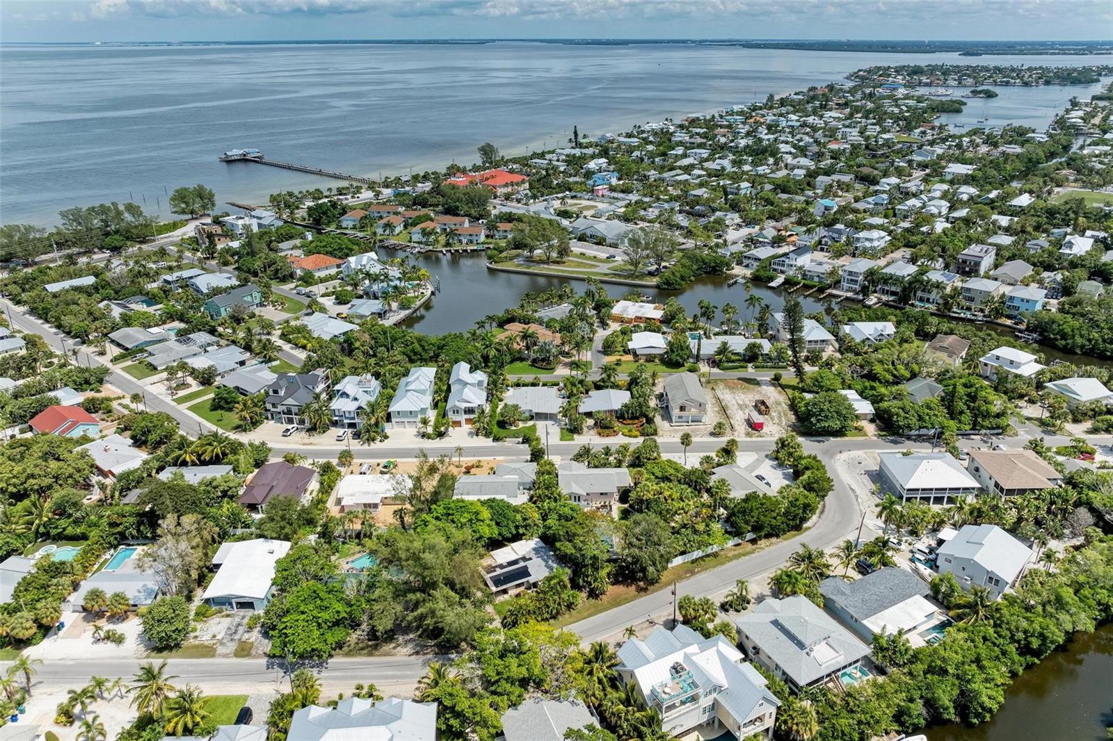 Image 74 of 80 For 136 Crescent Dr