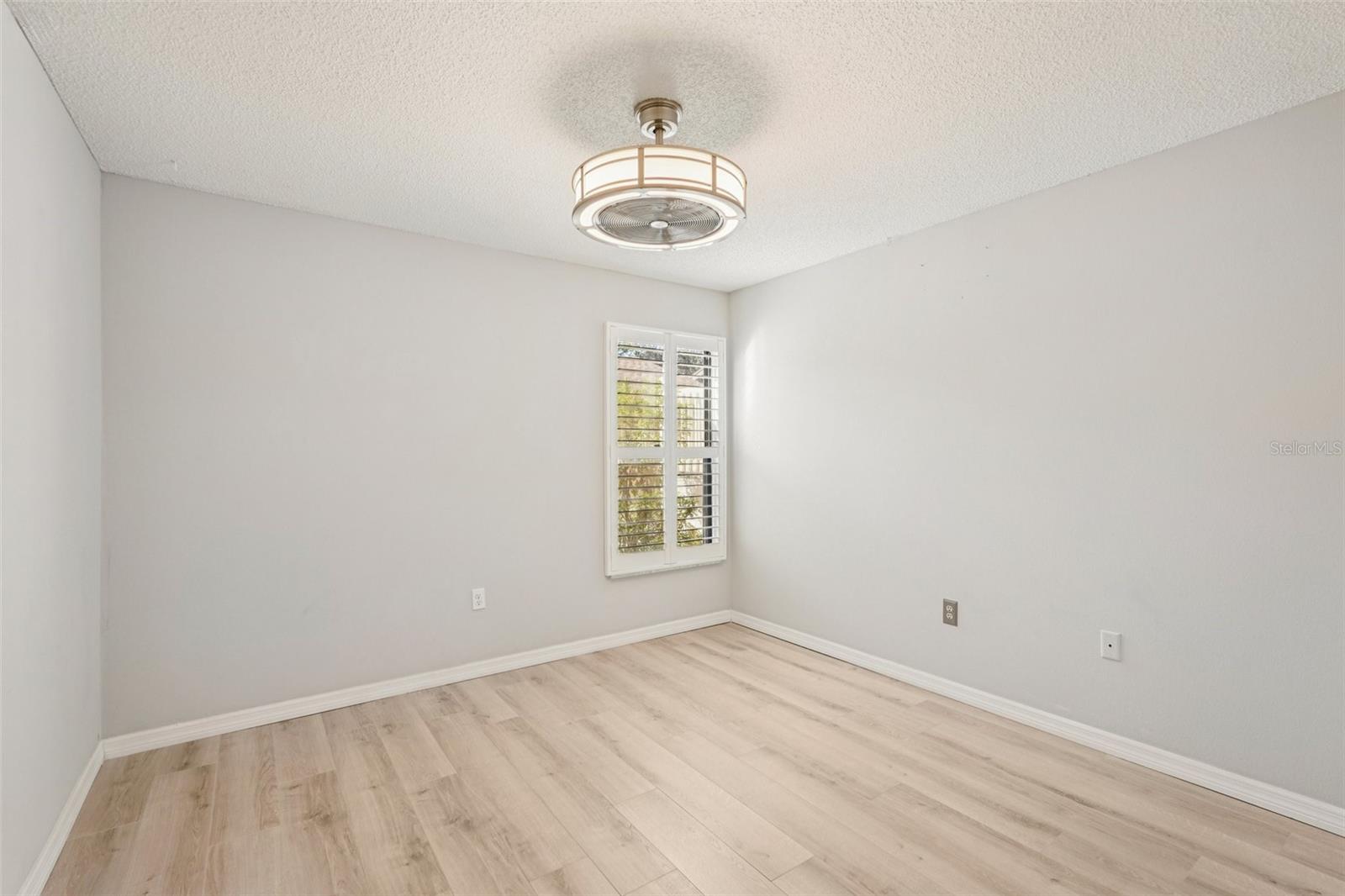 Image 23 of 47 For 5755 Avista Drive 5755