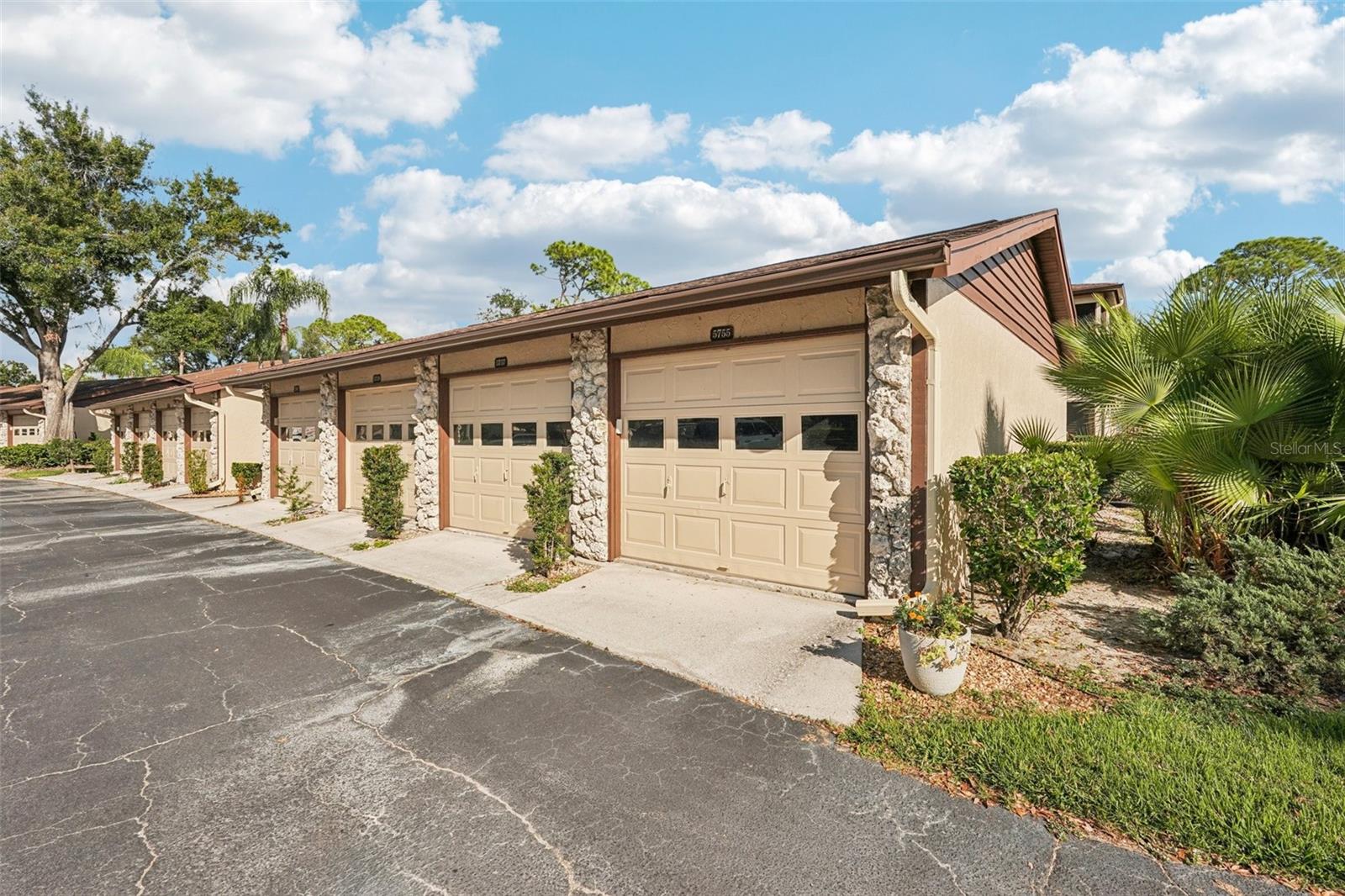 Image 7 of 47 For 5755 Avista Drive 5755