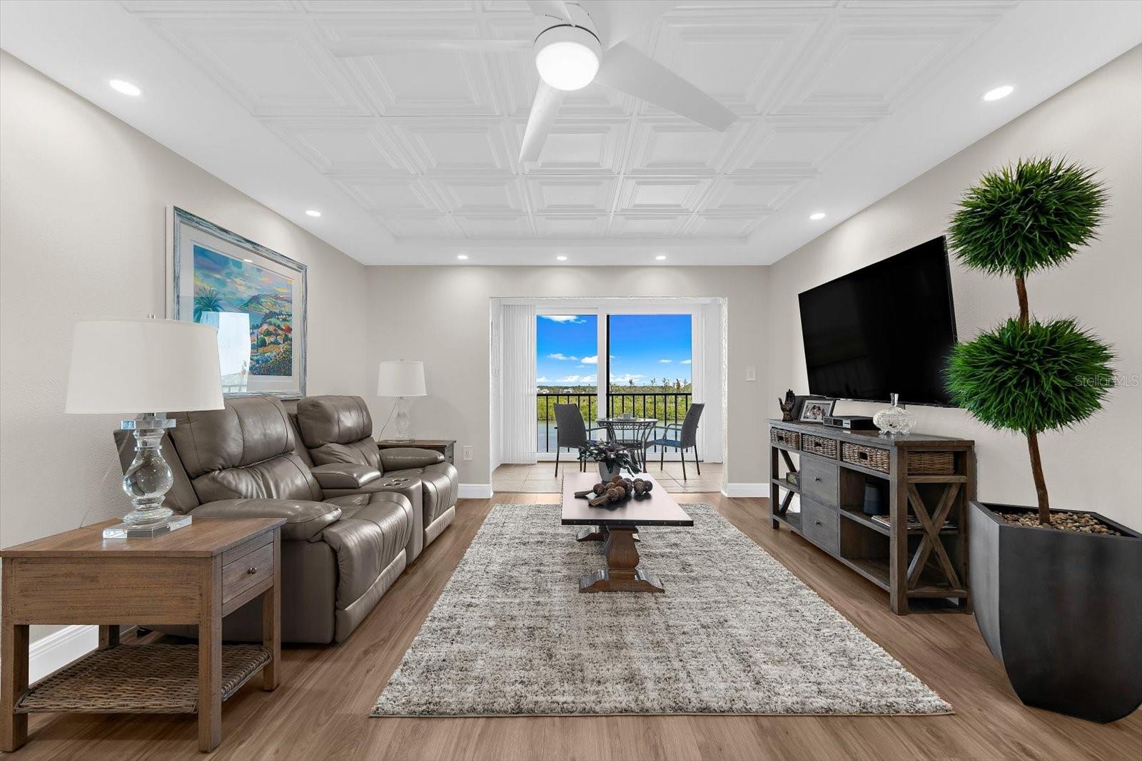 Image 10 of 71 For 9393 Midnight Pass Road 703