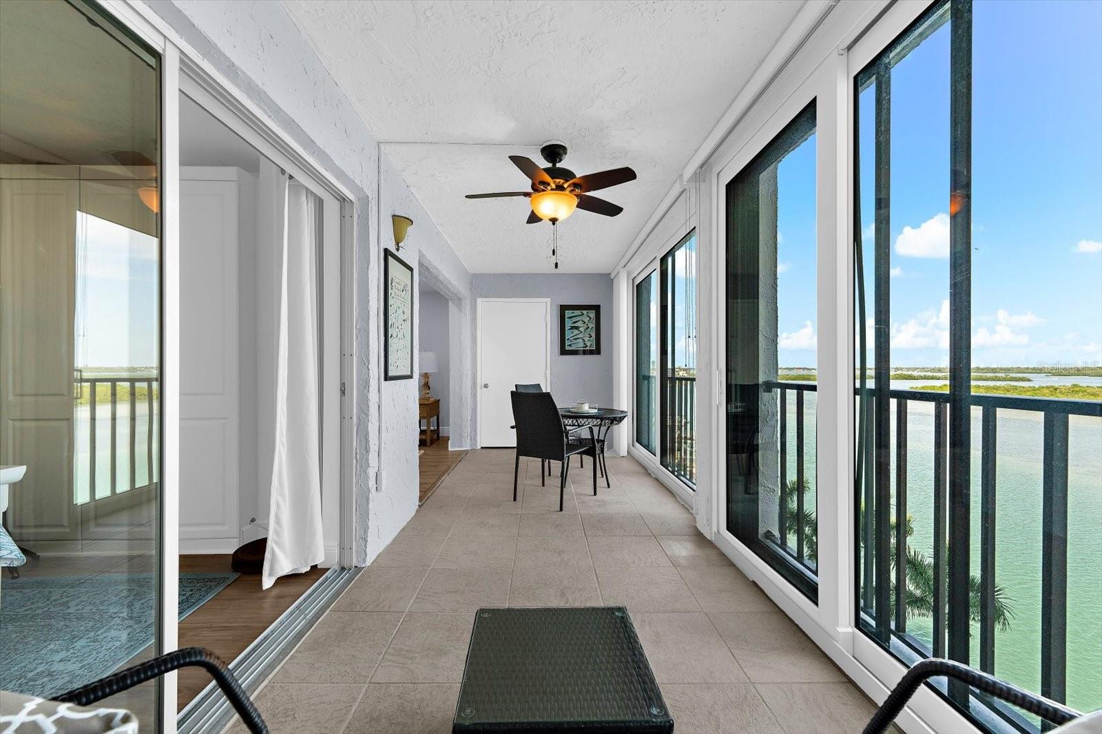 Image 17 of 71 For 9393 Midnight Pass Road 703