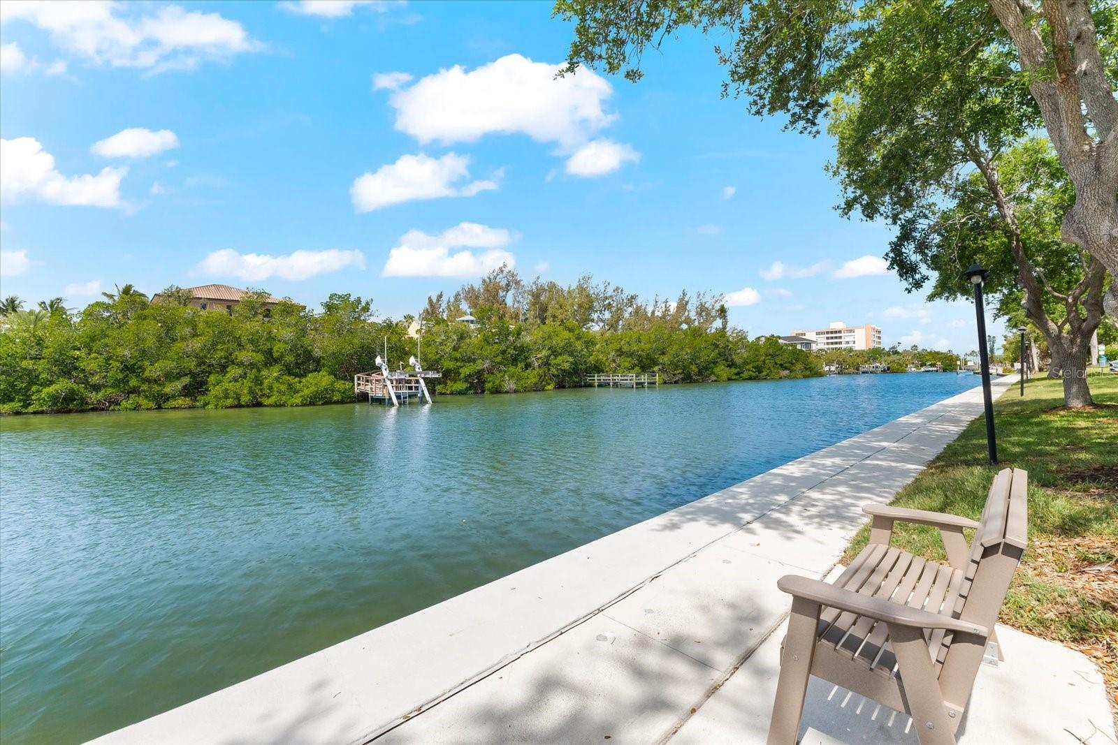 Image 46 of 71 For 9393 Midnight Pass Road 703