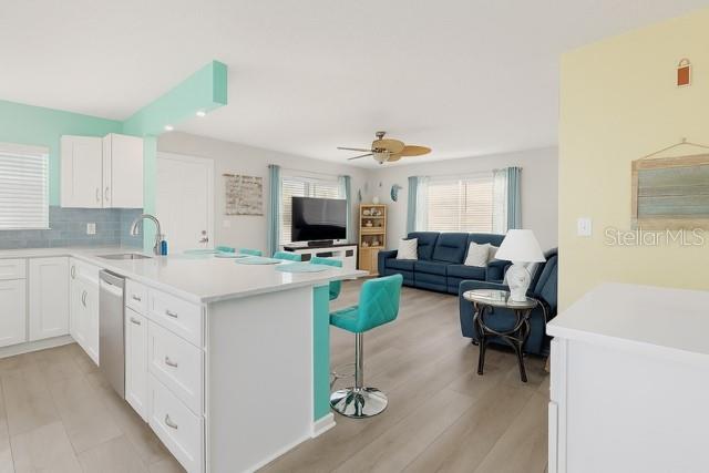 Image 10 of 34 For 4860 Atlantic Avenue 1010