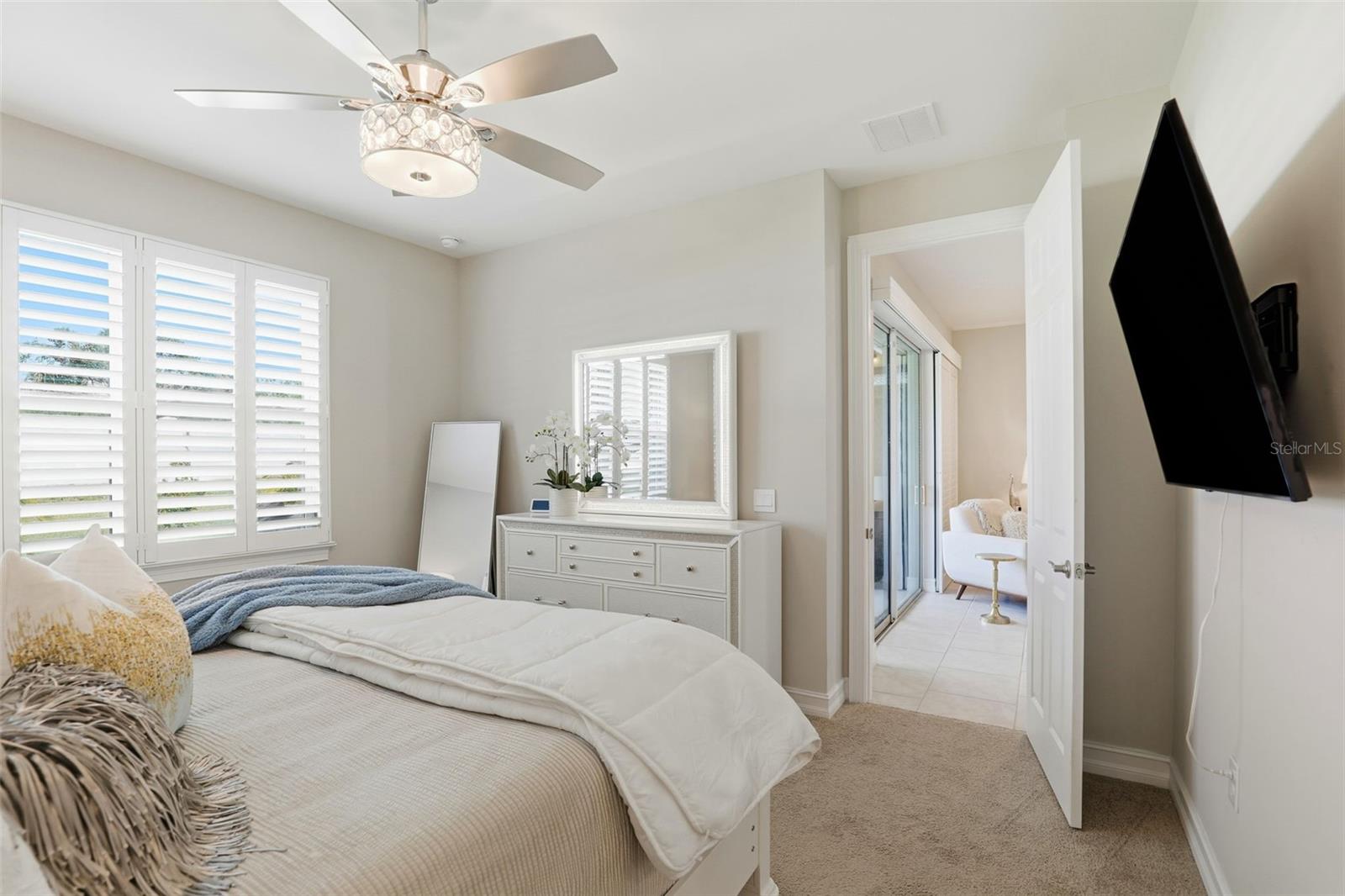 Image 17 of 35 For 112 Ibiza Loop