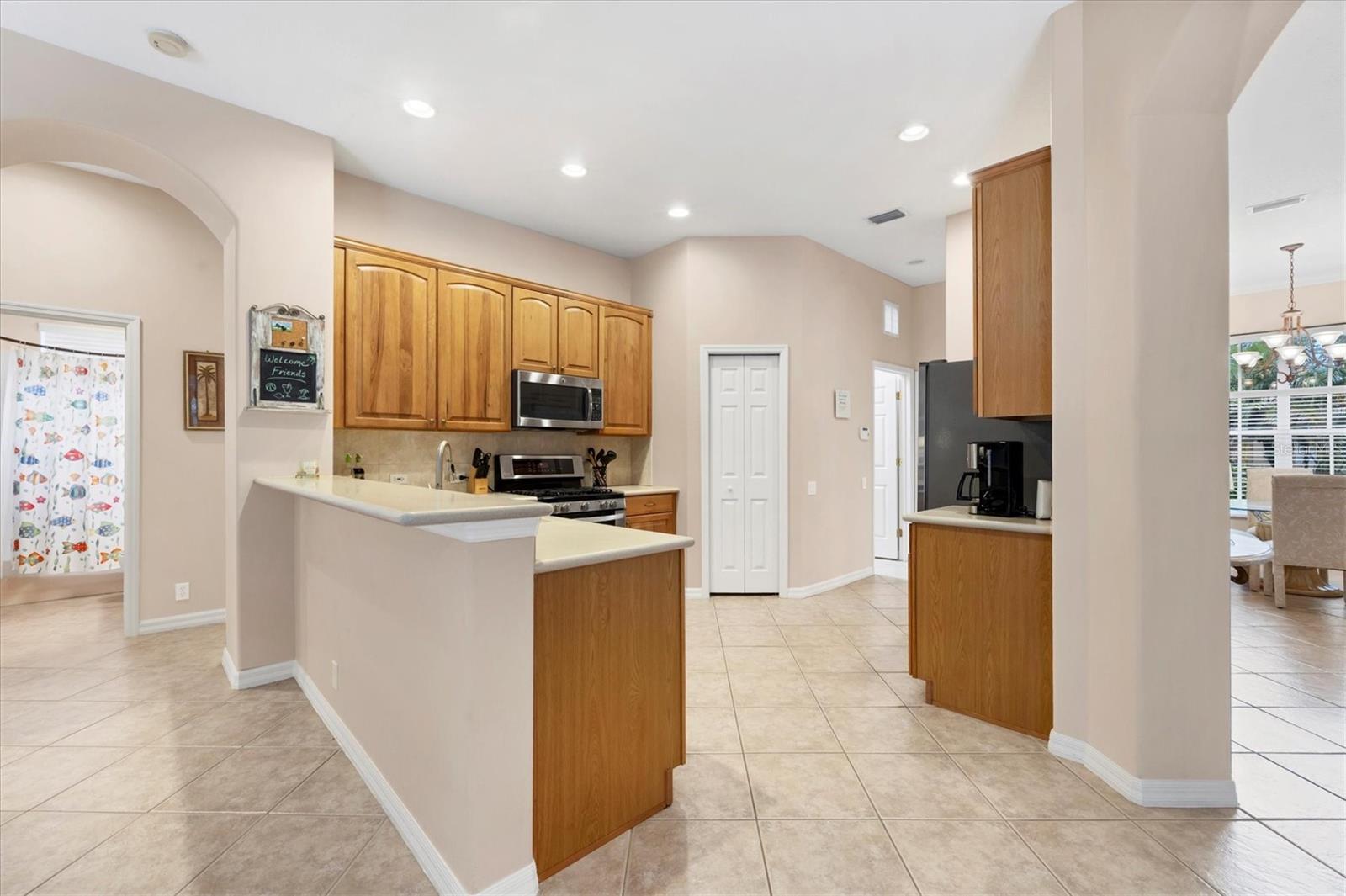 Image 14 of 64 For 13046 Peregrin Circle