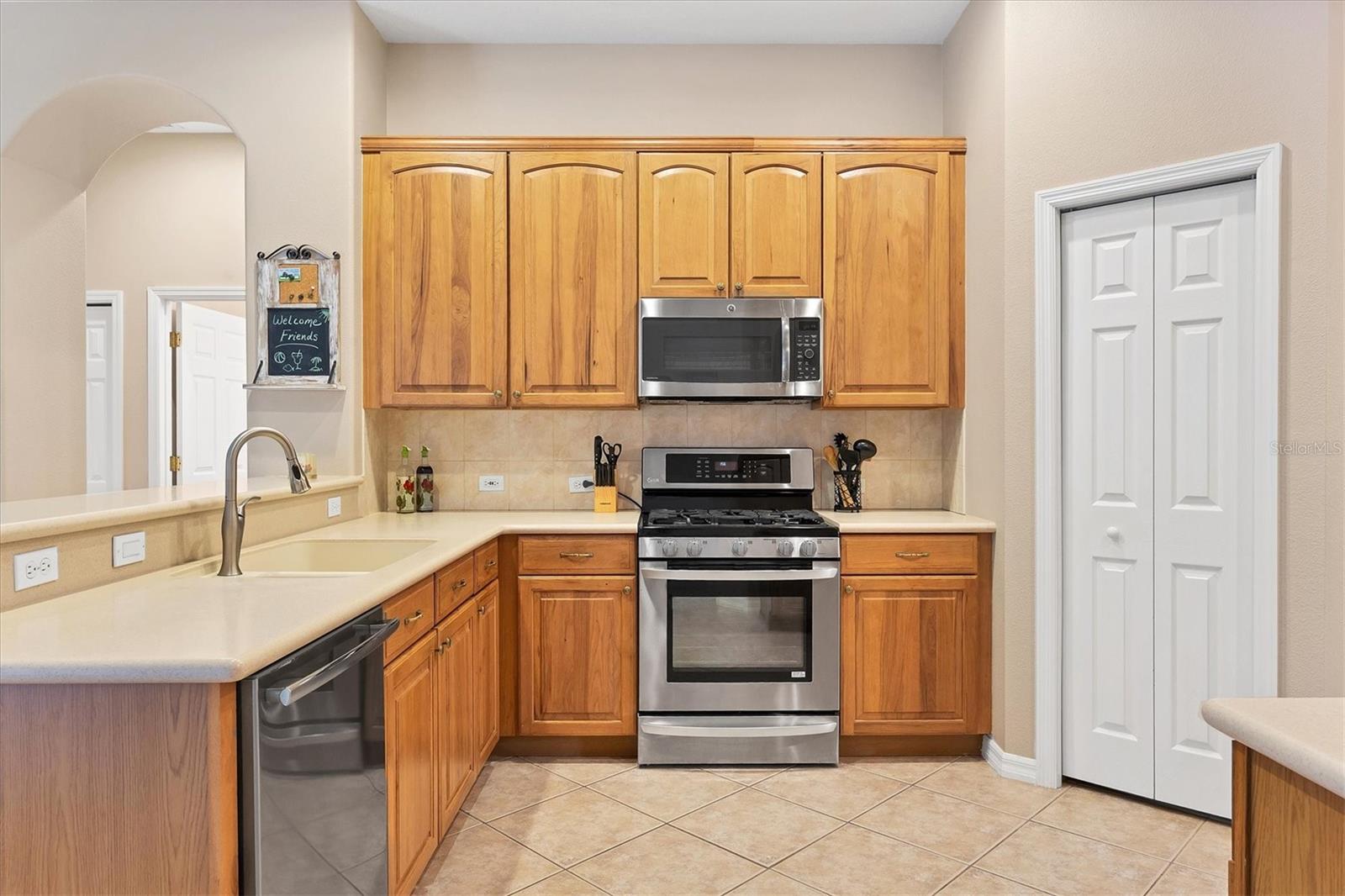 Image 15 of 64 For 13046 Peregrin Circle