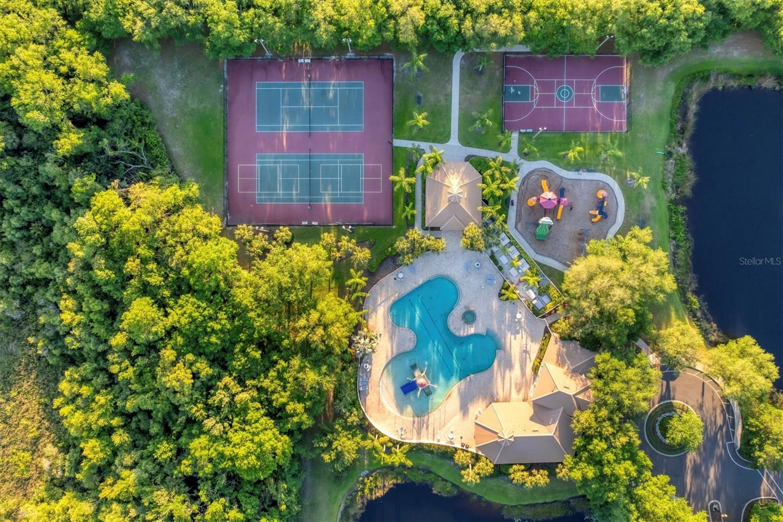 Image 52 of 64 For 13046 Peregrin Circle