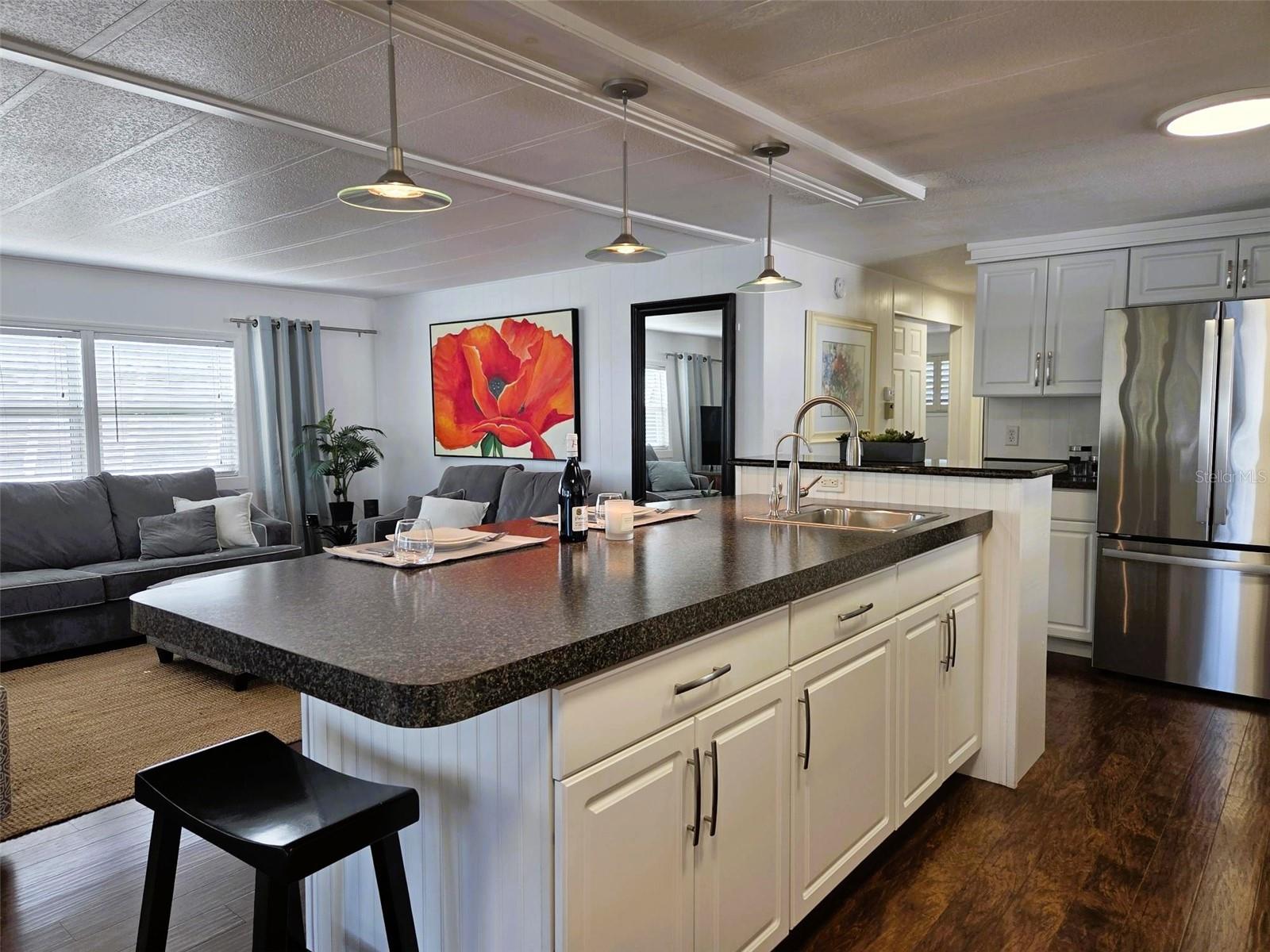 Image 31 of 63 For 415 Oakwood Boulevard