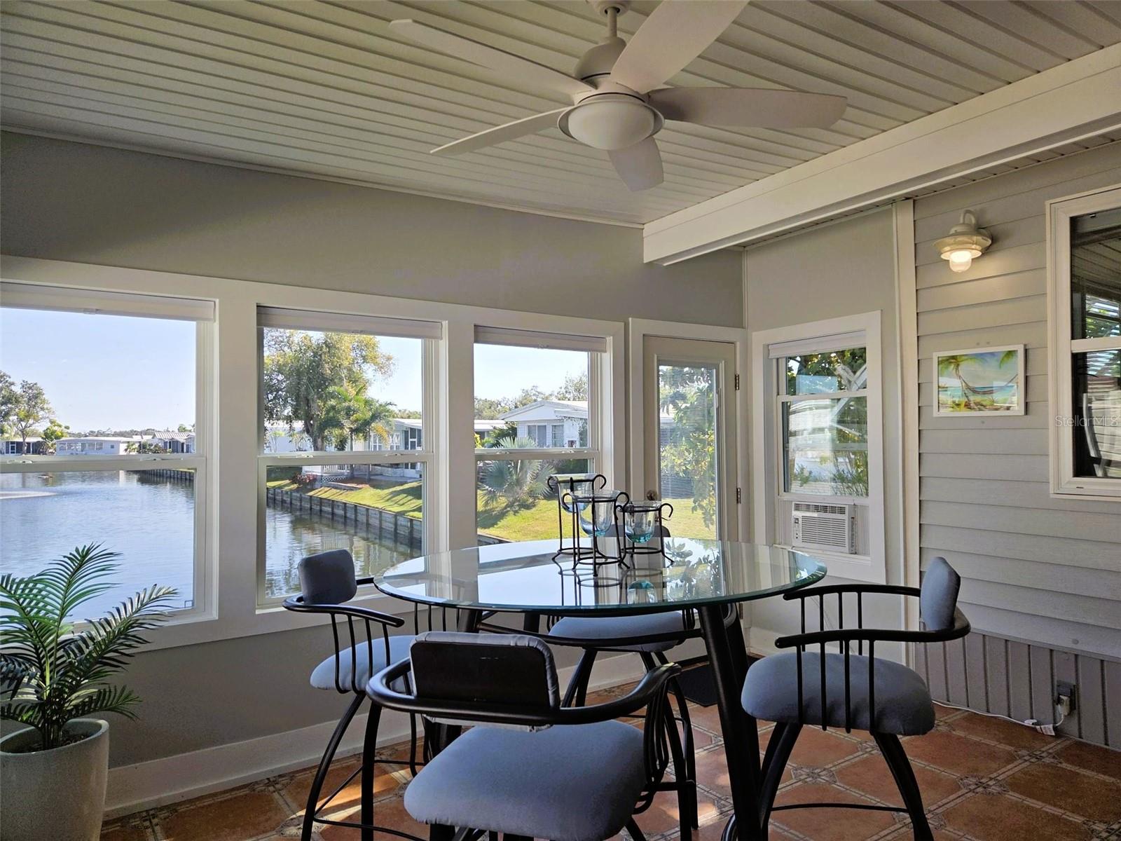 Image 38 of 63 For 415 Oakwood Boulevard