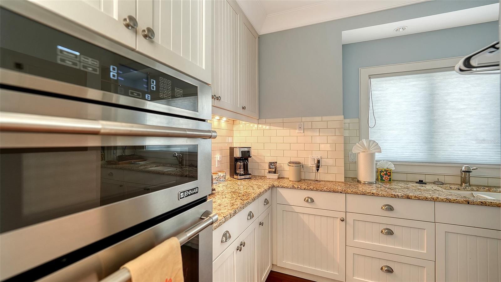 Image 24 of 66 For 340 Morningside Drive