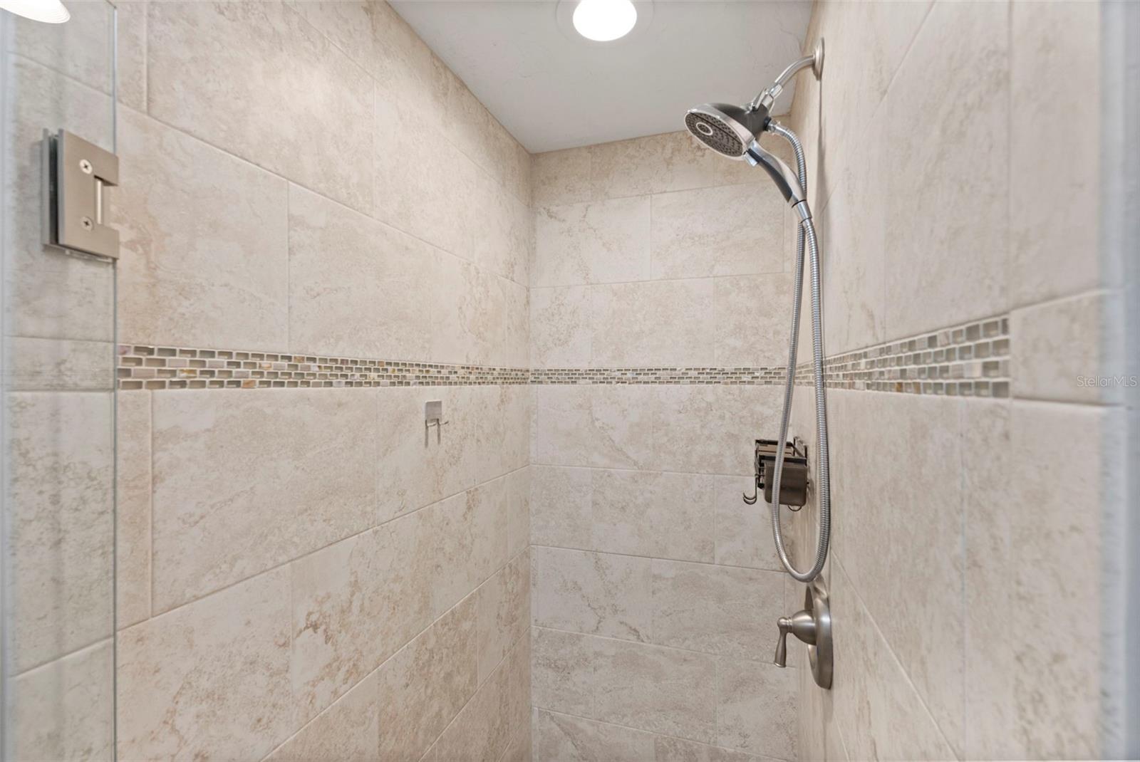 Image 22 of 47 For 137 Avenida Messina  1