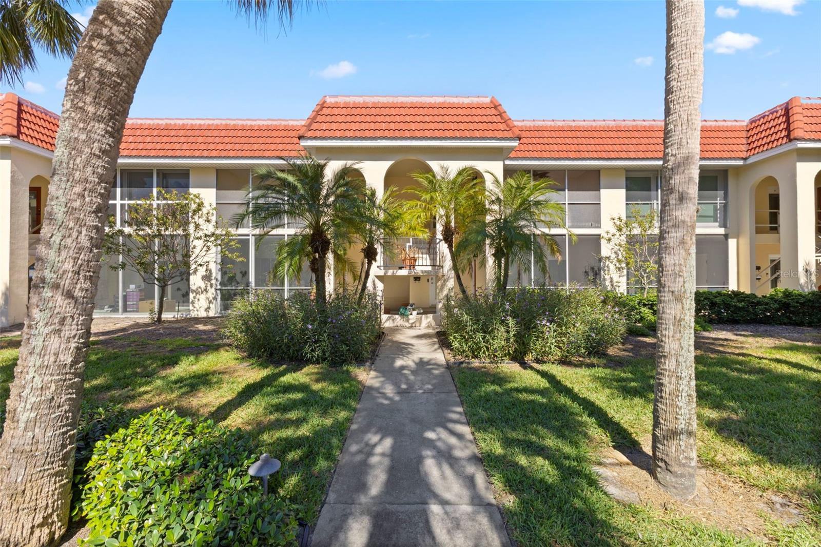 Image 30 of 47 For 137 Avenida Messina  1