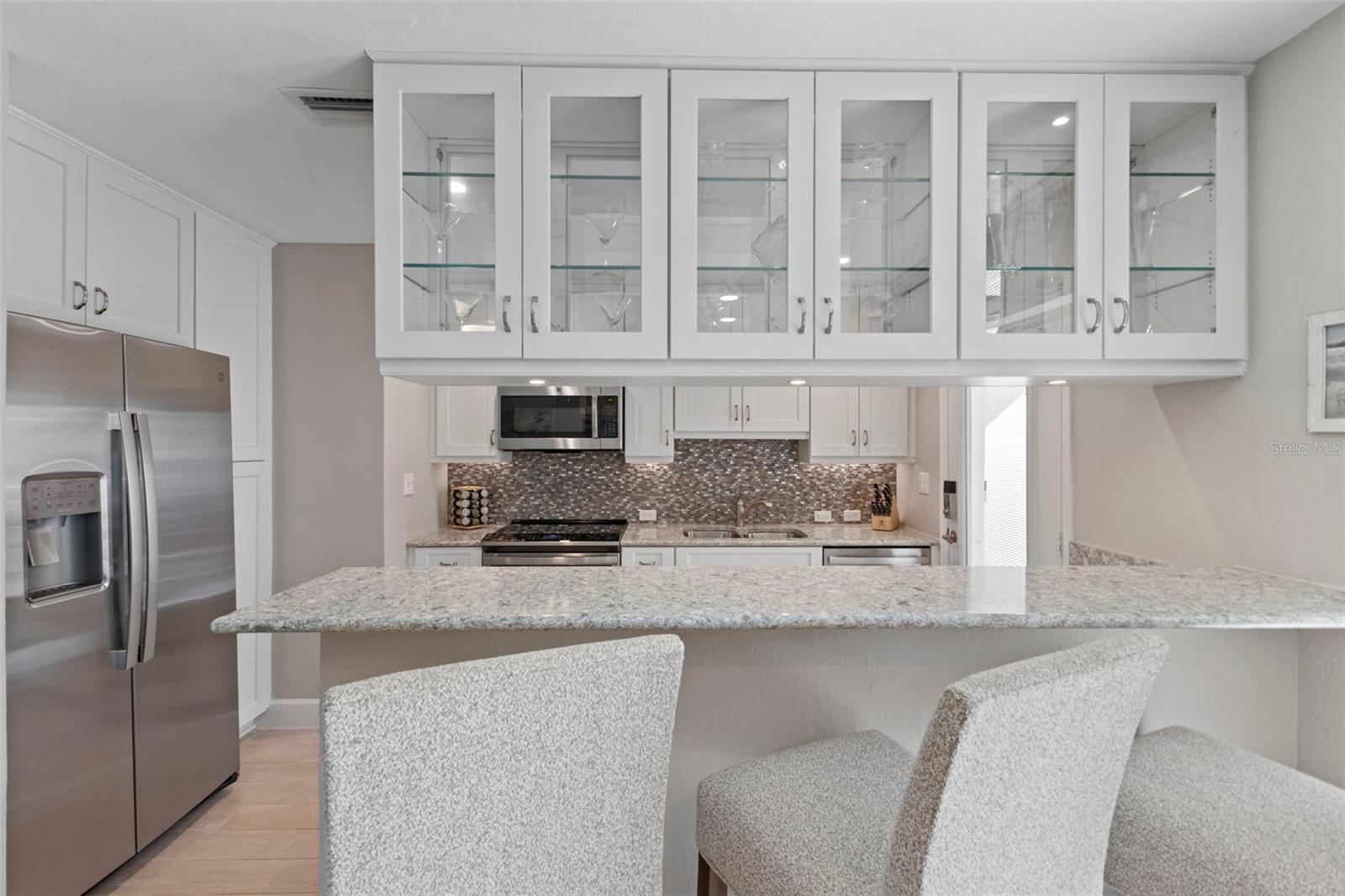 Image 9 of 47 For 137 Avenida Messina  1