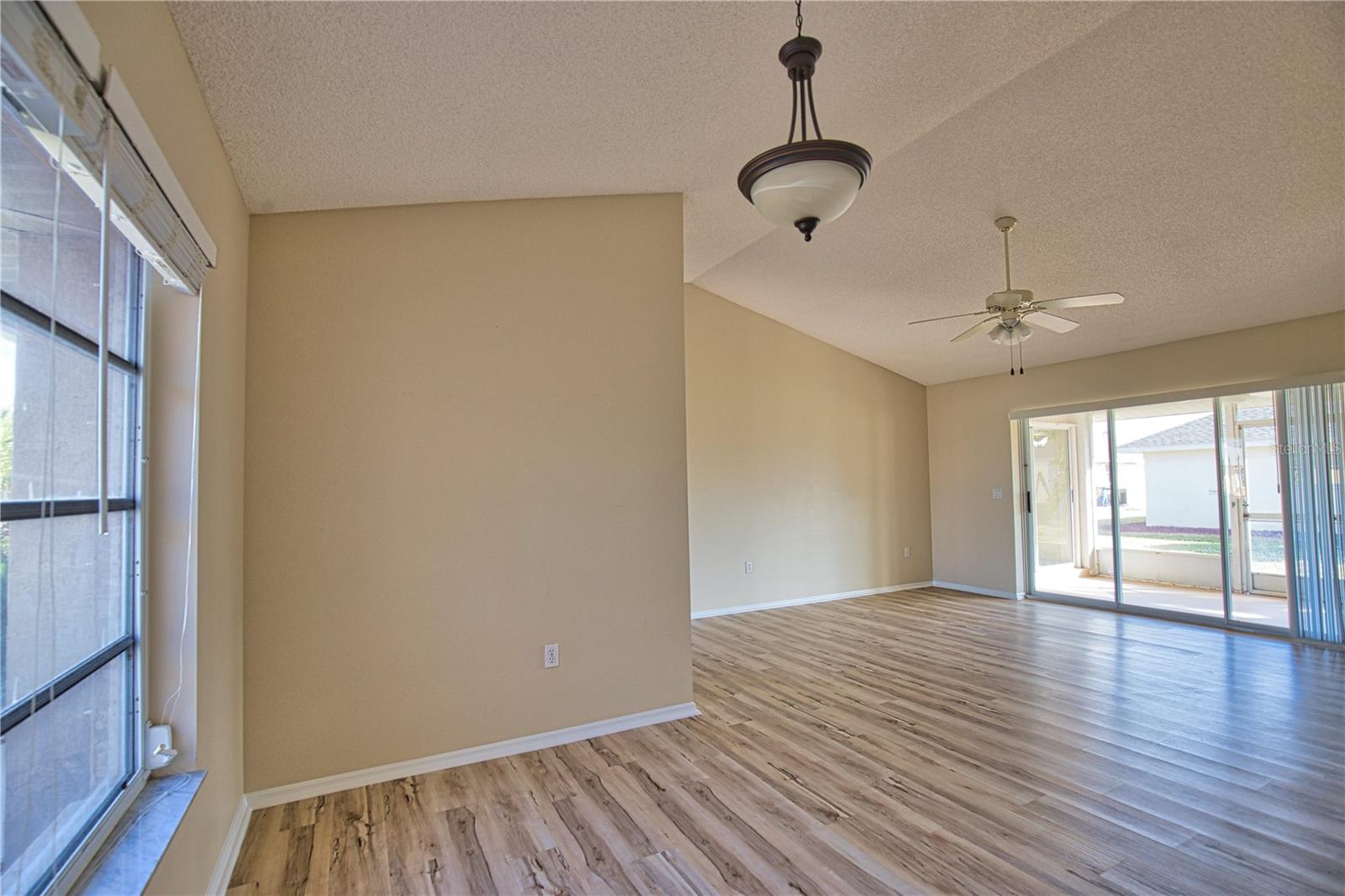 Image 9 of 47 For 5847 Buchanan Road