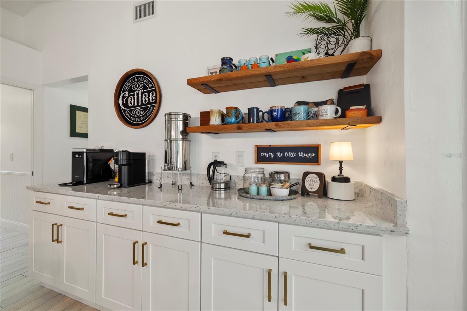 Image 17 of 49 For 3504 6th Street