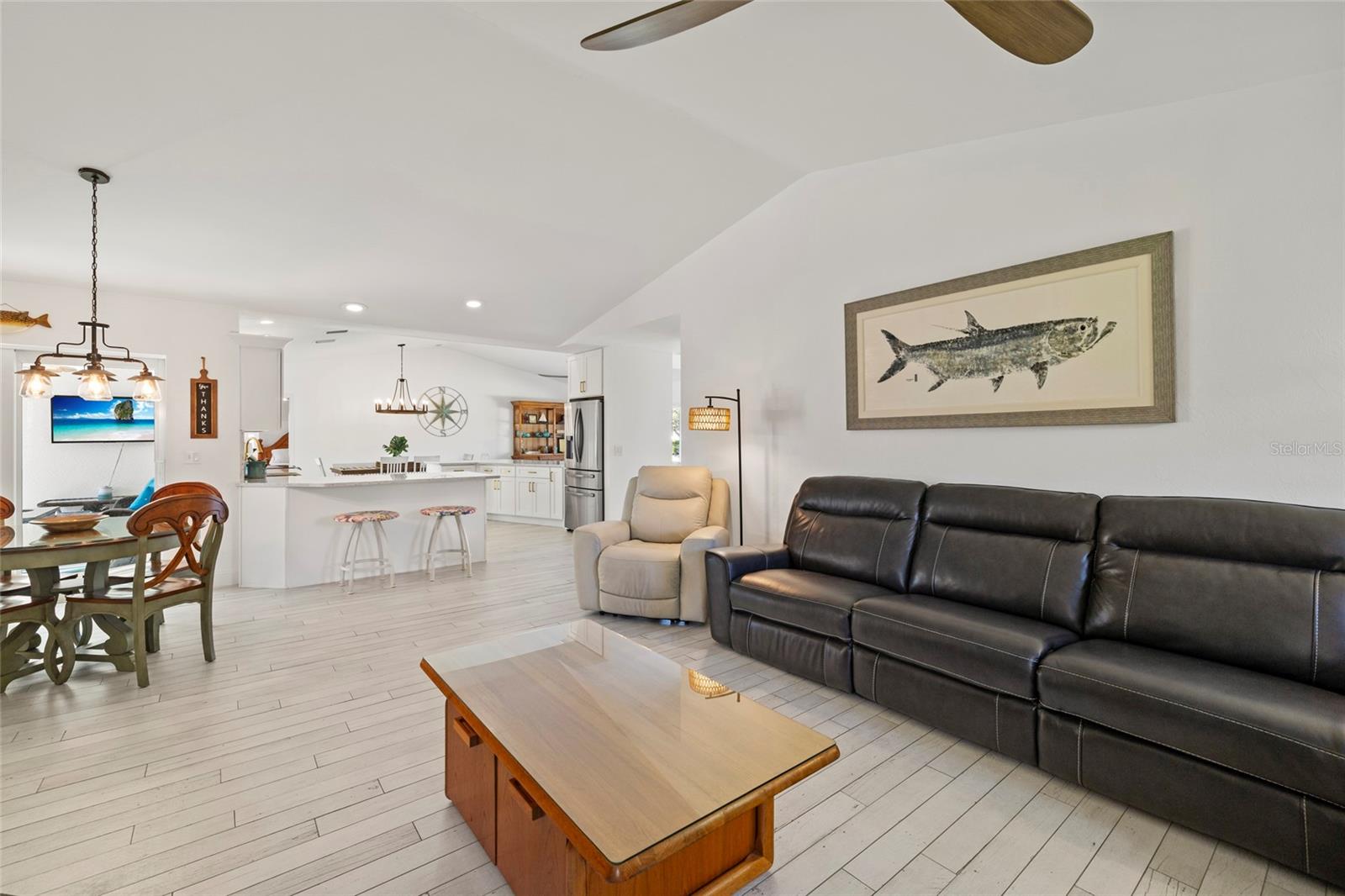 Image 21 of 49 For 3504 6th Street