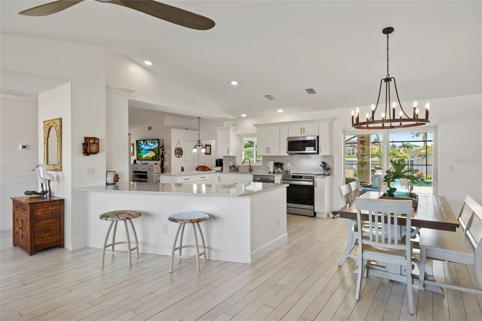 Image 6 of 49 For 3504 6th Street