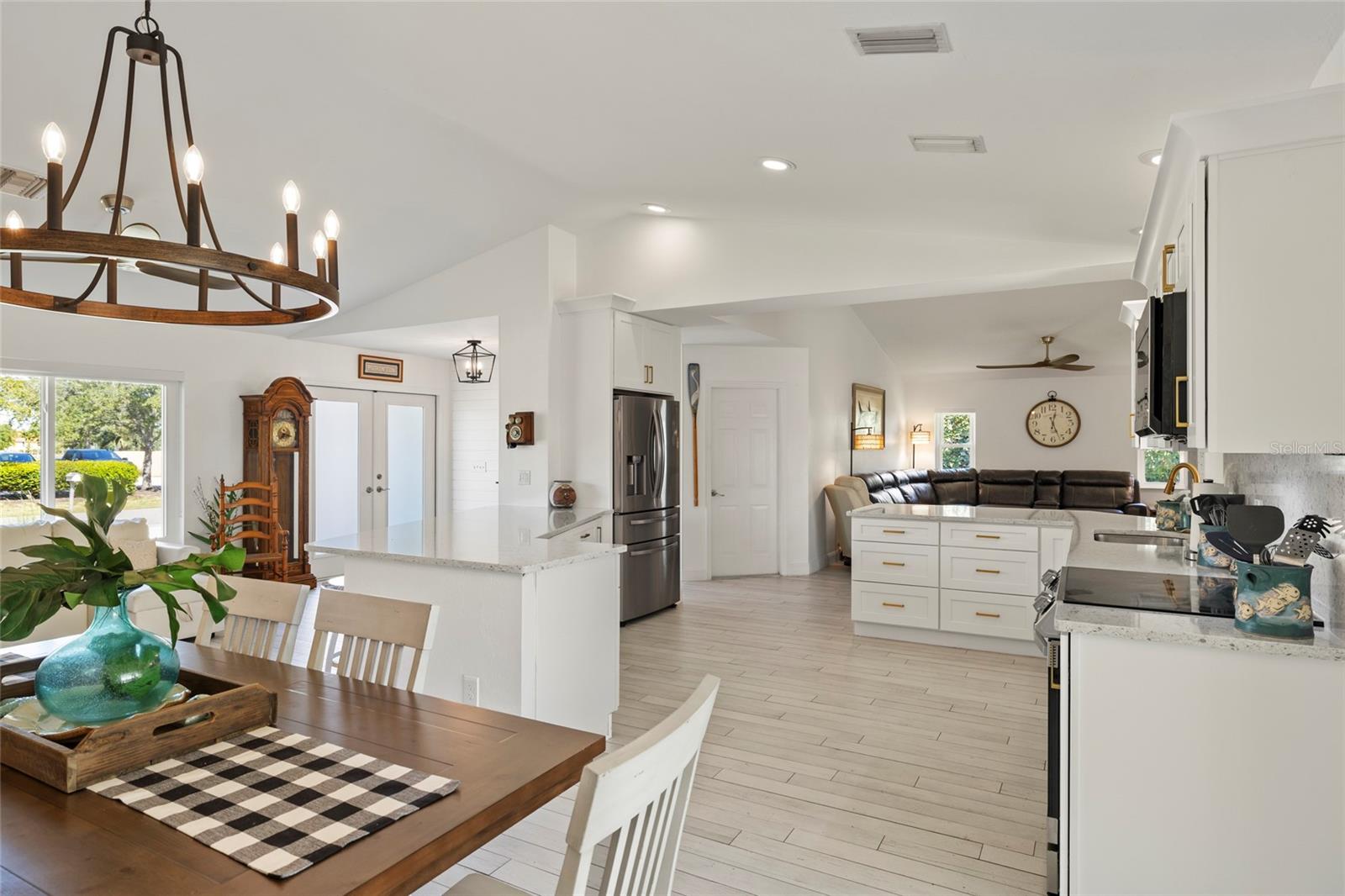 Image 8 of 49 For 3504 6th Street