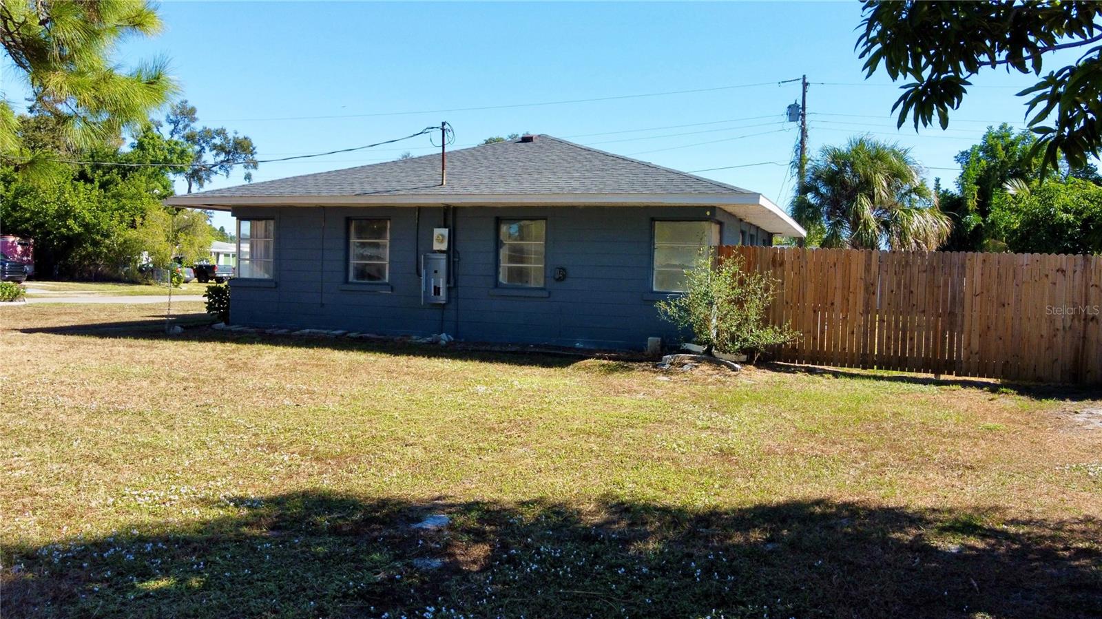 Image 11 of 12 For 1011 14th Street W