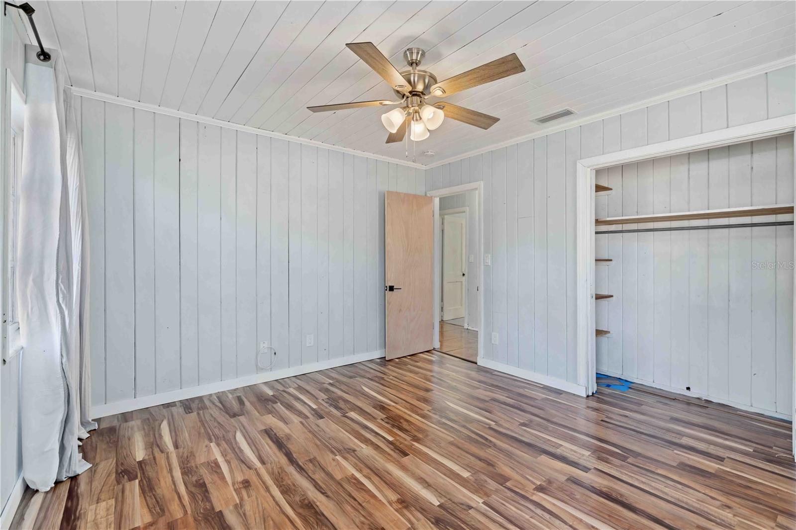 Image 20 of 36 For 1011 14th Street W