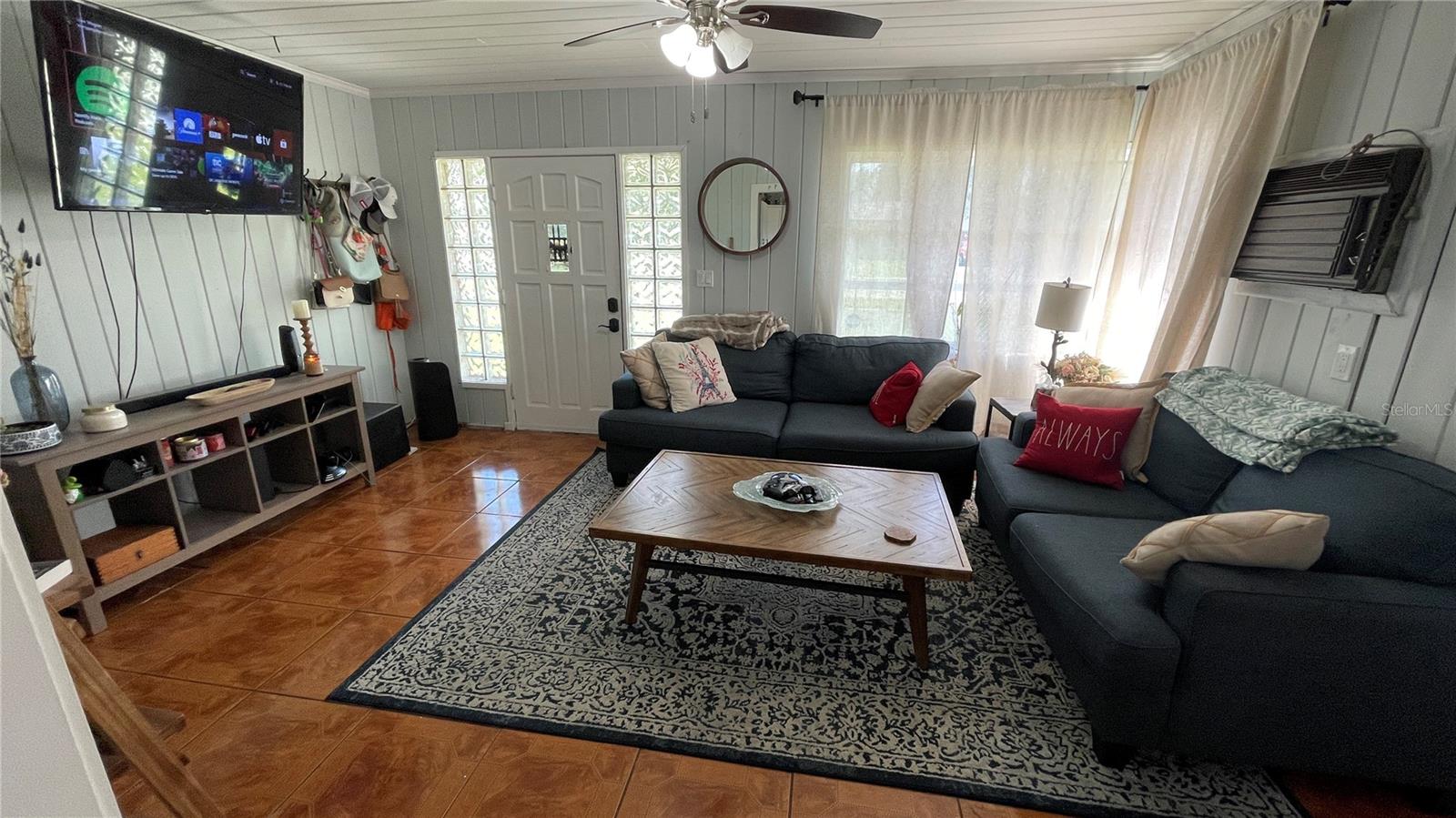 Image 33 of 36 For 1011 14th Street W