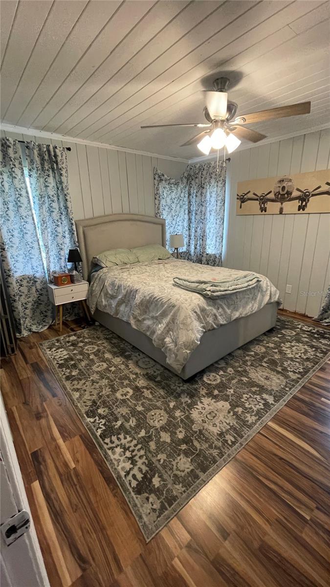 Image 34 of 36 For 1011 14th Street W