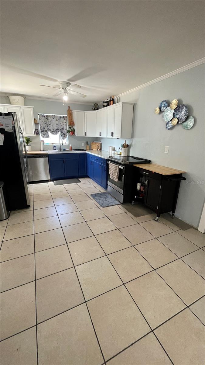 Image 9 of 12 For 1011 14th Street W