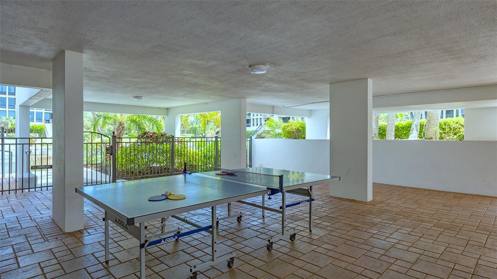 Image 41 of 60 For 1115 Gulf Of Mexico Drive 401