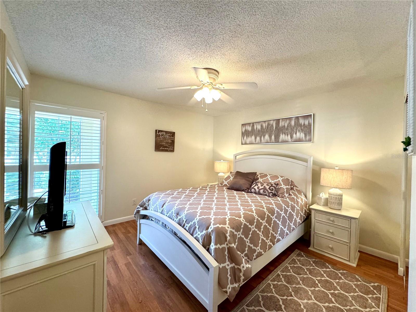 Image 15 of 28 For 4409 Longmeadow  41