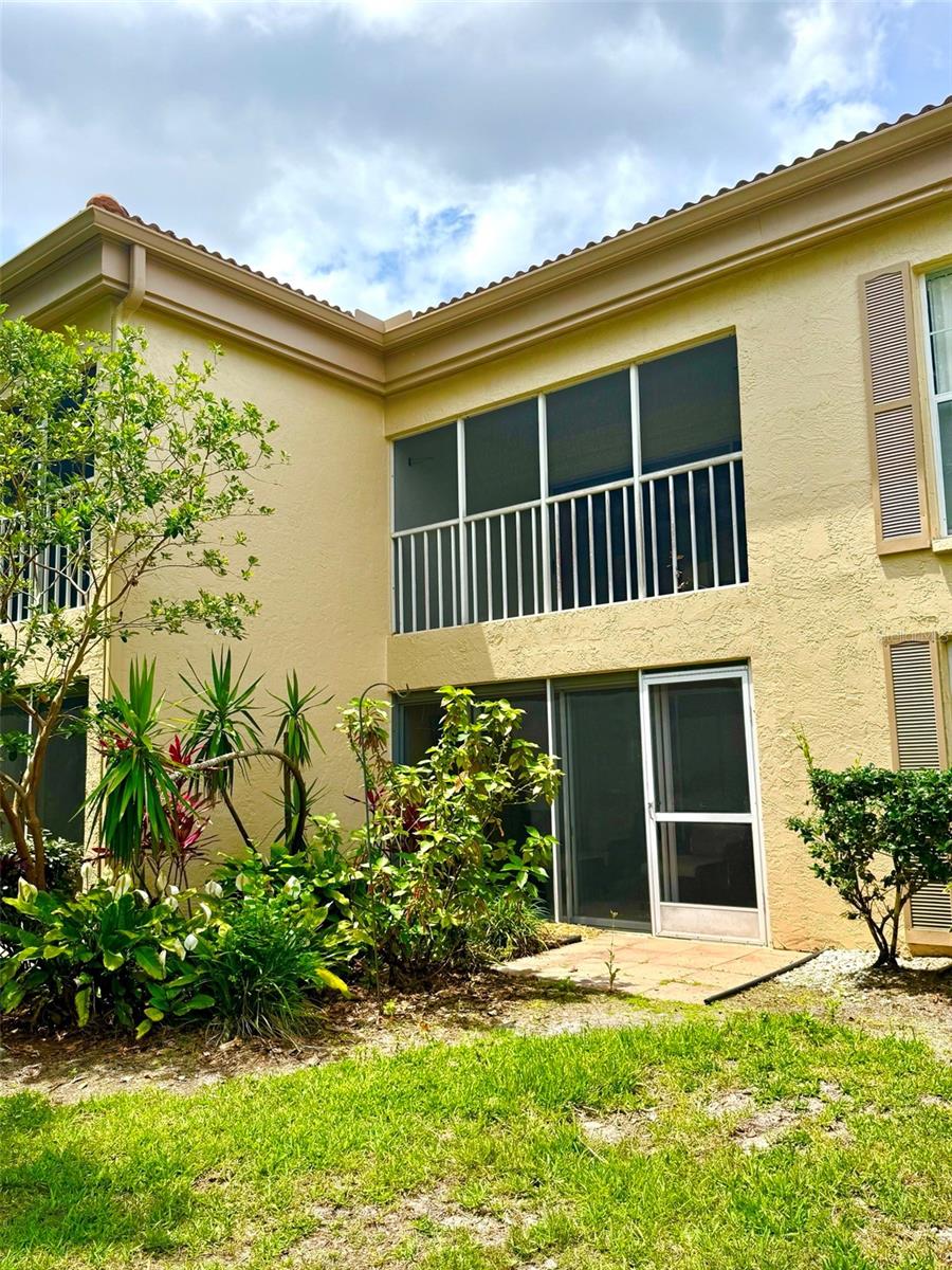 Image 27 of 28 For 4409 Longmeadow  41