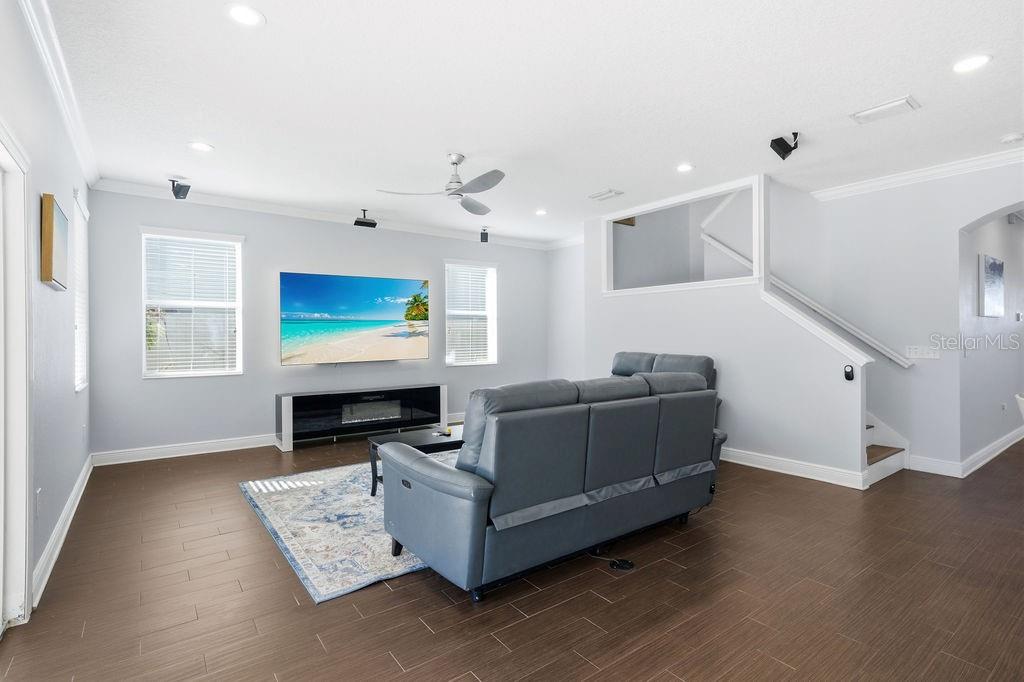 Image 12 of 88 For 10534 Lake Seminole Terrace