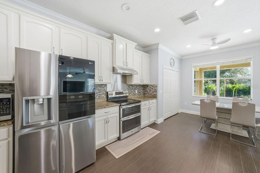 Image 23 of 88 For 10534 Lake Seminole Terrace